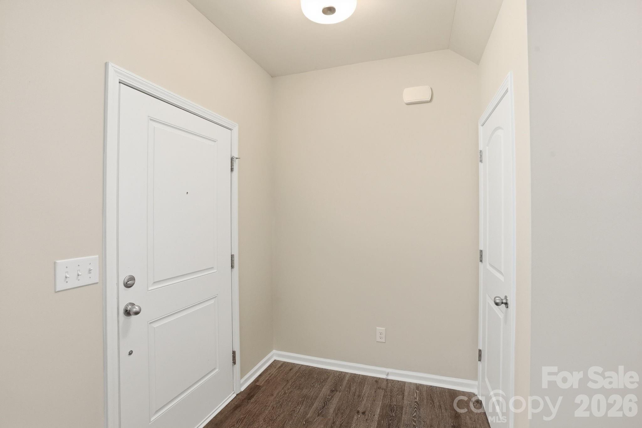 Single Family Residence at 1006 Brooksland Place, Waxhaw, photo 15 of 34