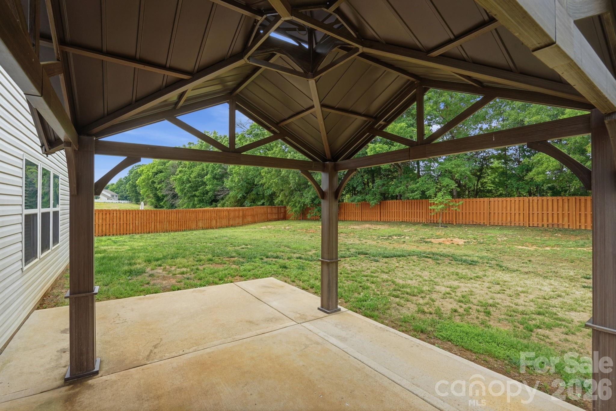 Single Family Residence at 1006 Brooksland Place, Waxhaw, photo 23 of 34