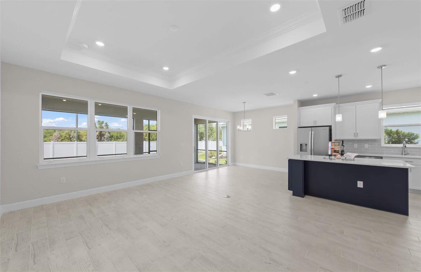 Gathering Room - 1828 SILVER SHORES BLVD, ENGLEWOOD