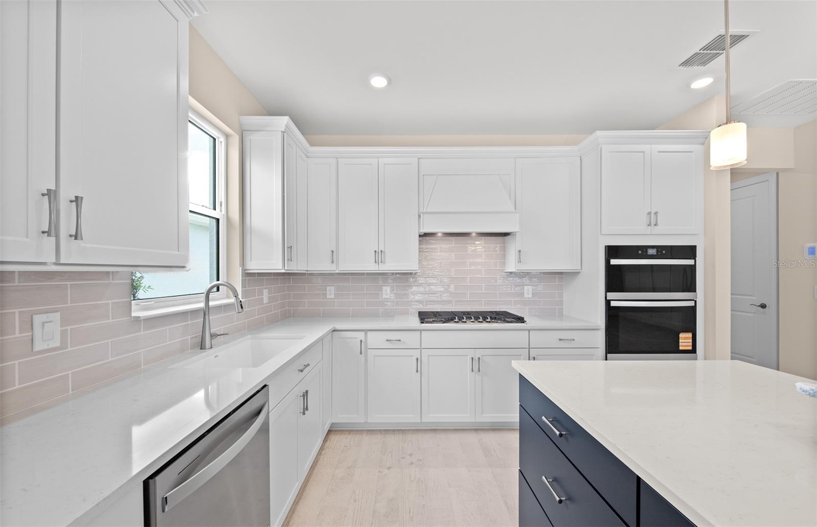 Kitchen - 1828 SILVER SHORES BLVD, ENGLEWOOD