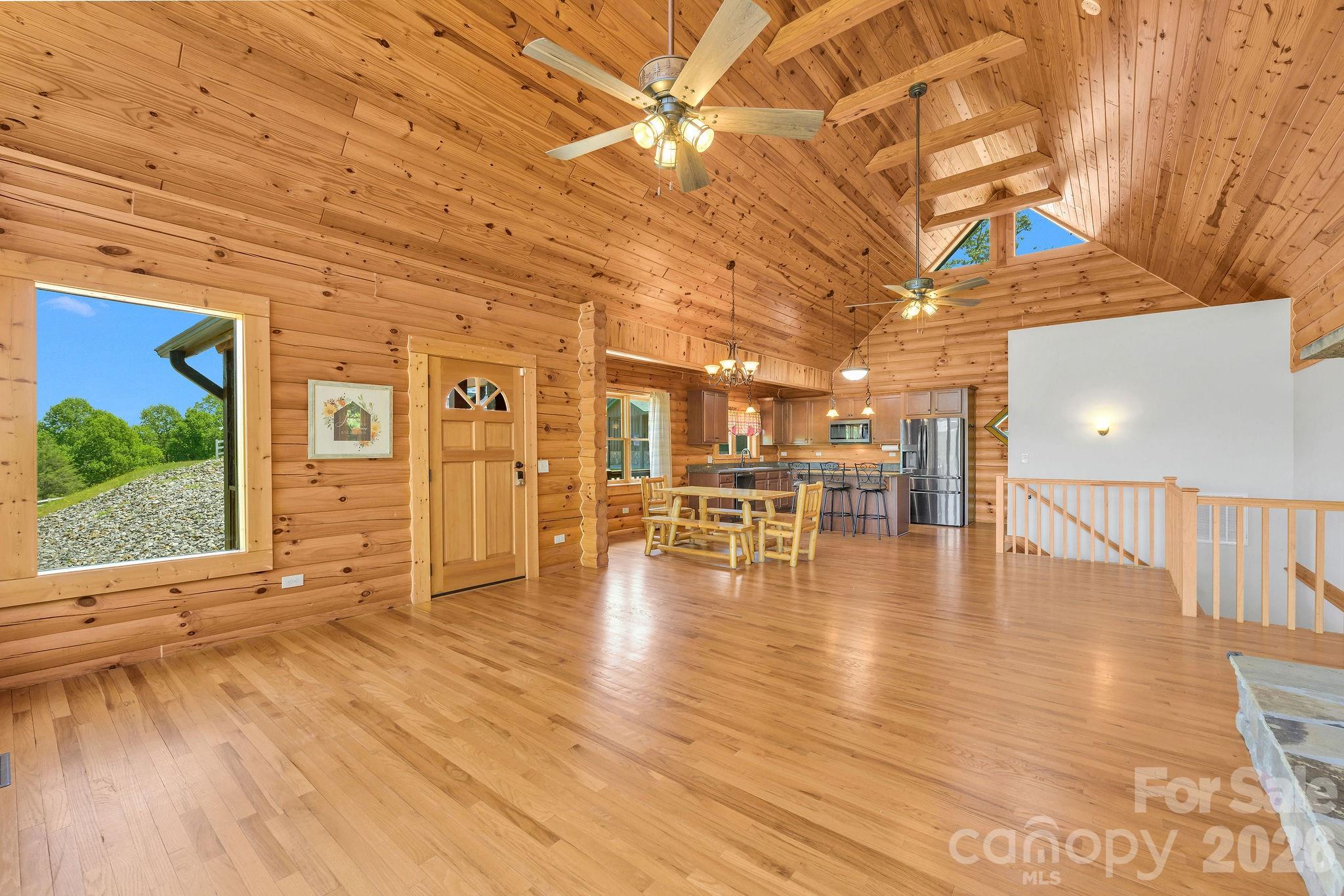 Single Family Residence at 318 Heron Point Drive, Wilkesboro, photo 10 of 44