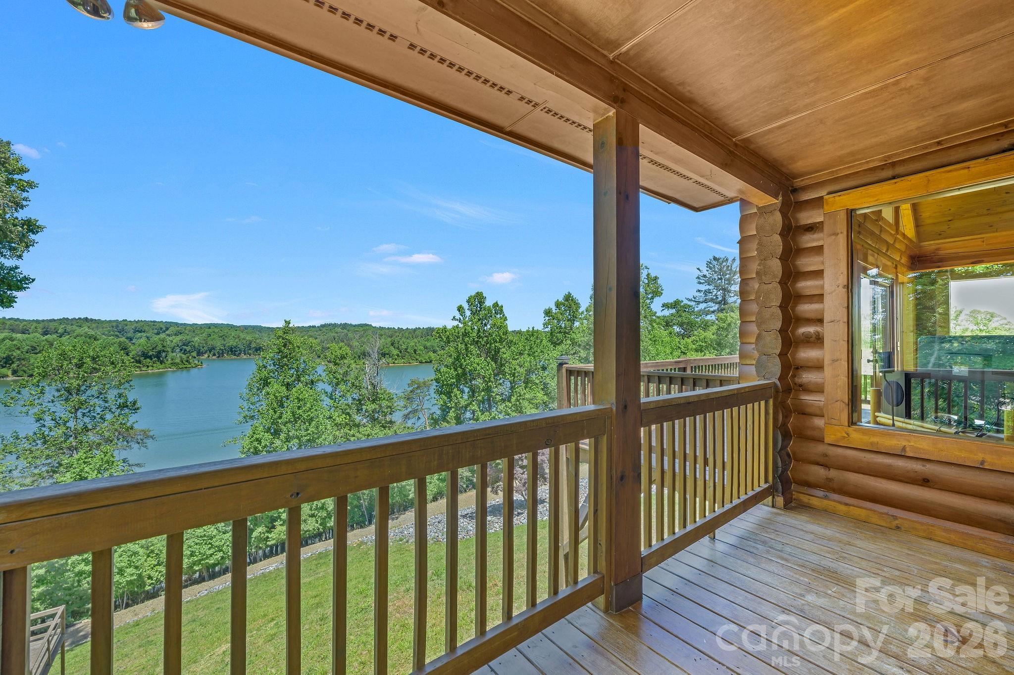 Single Family Residence at 318 Heron Point Drive, Wilkesboro, photo 37 of 44