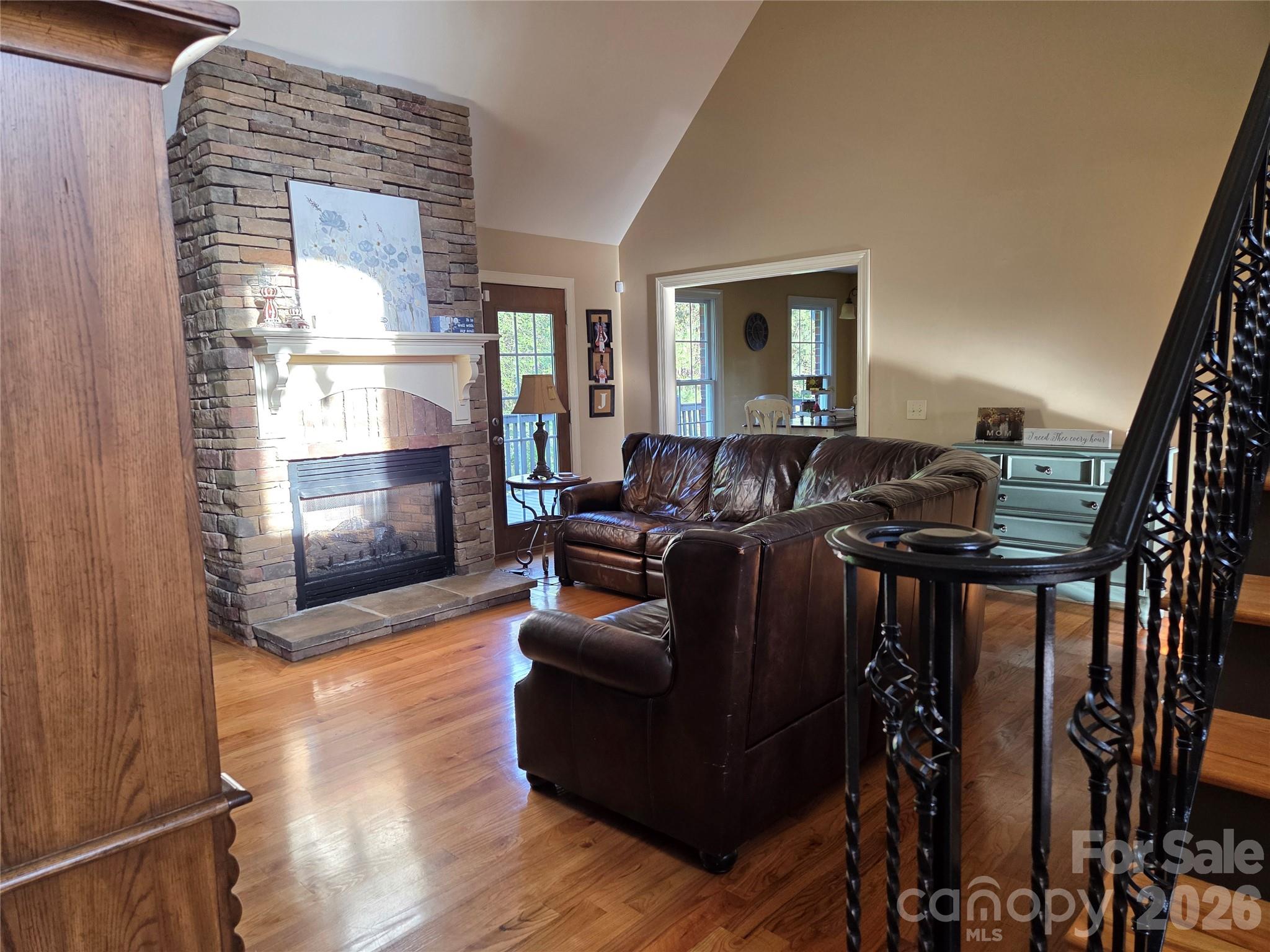 Living room - 5510 Land Harbour Drive, Granite Falls