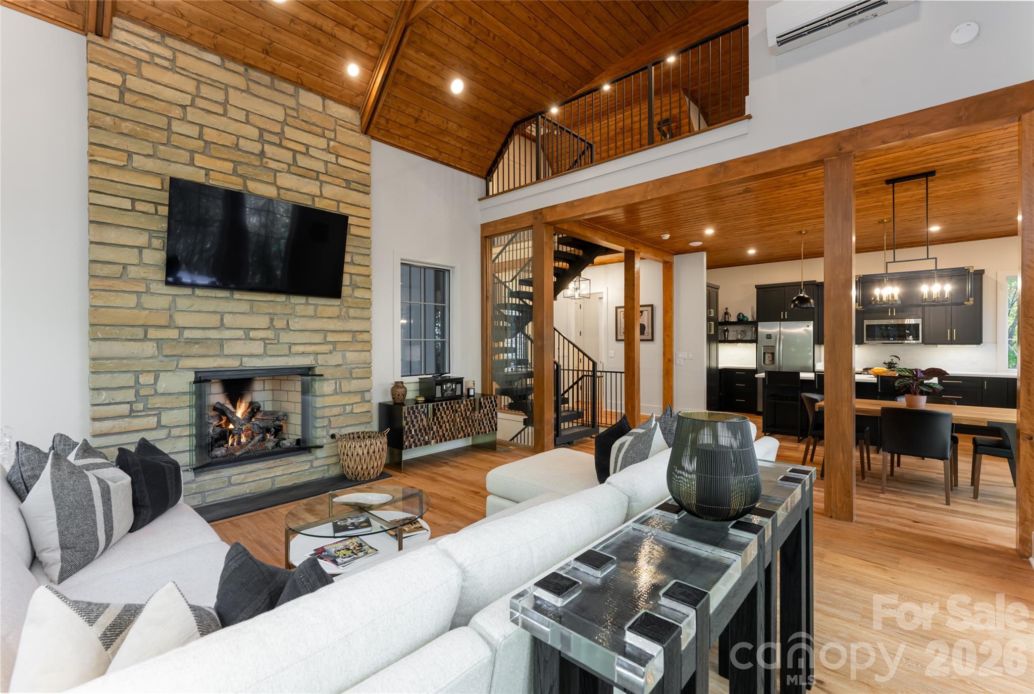 Single Family Residence at 256 Haulback Way, Sylva, photo 8 of 46