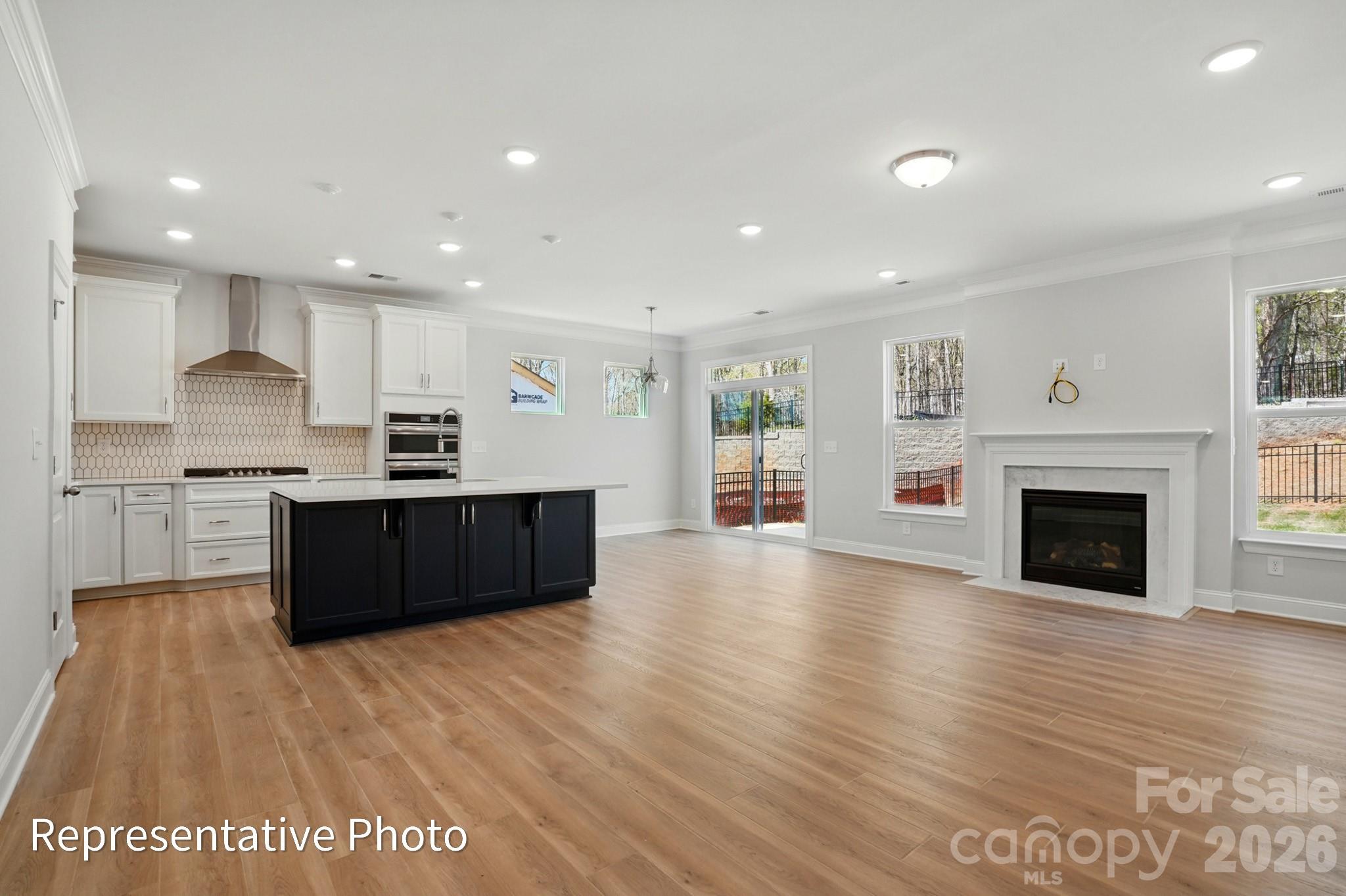 Single Family Residence at 3001 Old Glory Drive, Gastonia, photo 4 of 23