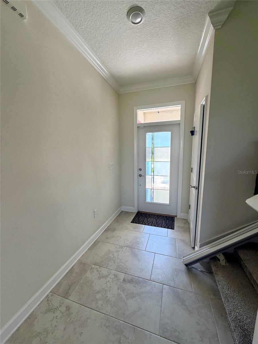 Main entrance - 2572 CAMDEN PARK CIR, DAVENPORT