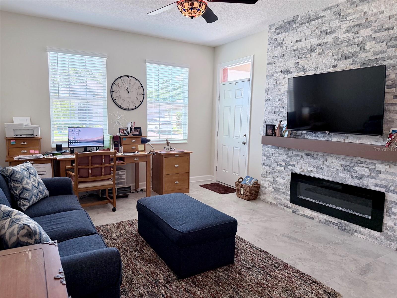 Single Family Residence at 2572 CAMDEN PARK CIR, DAVENPORT, photo 16 of 35