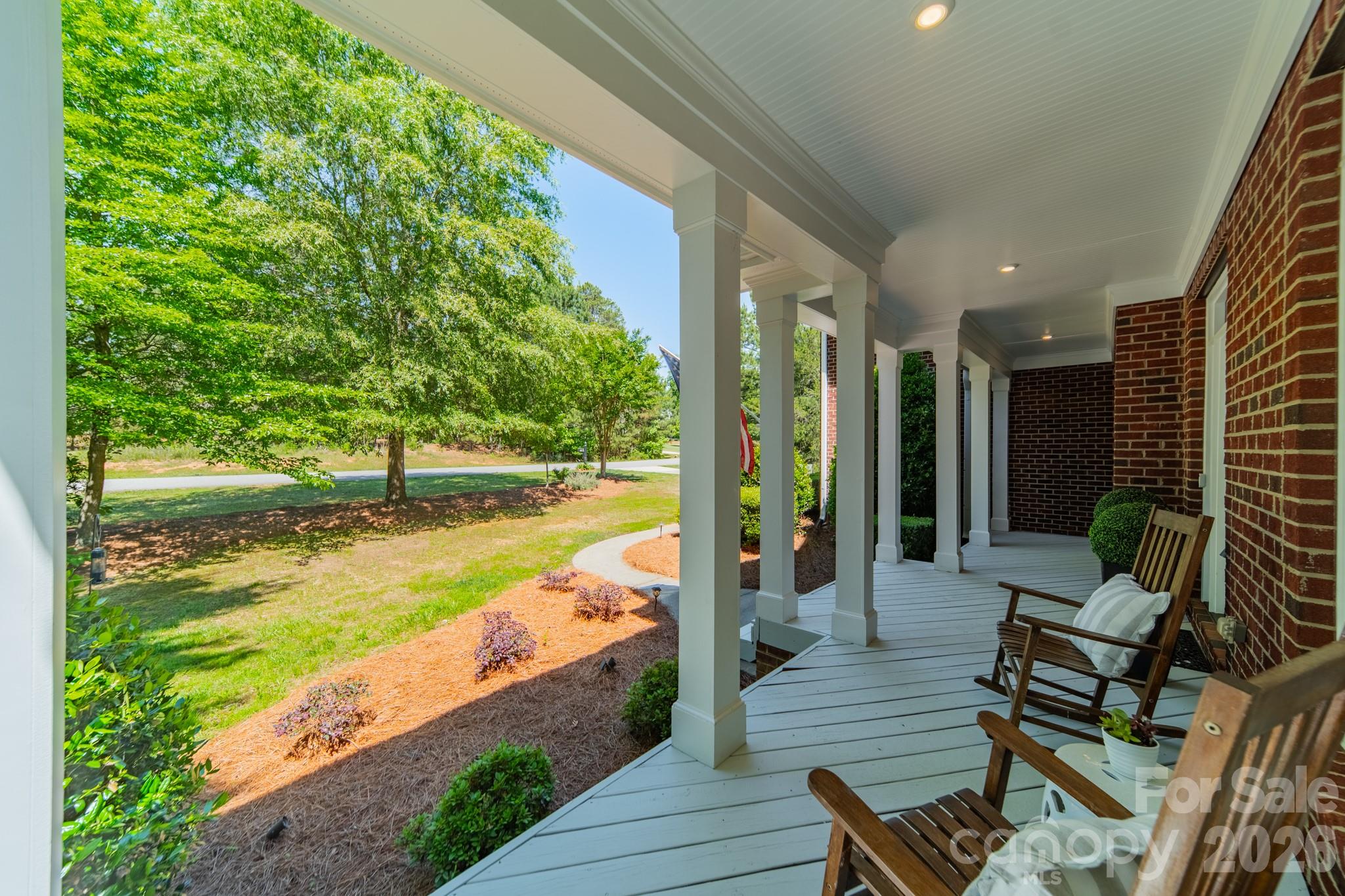 Single Family Residence at 188 Carolina Crossing Drive, York, photo 5 of 51