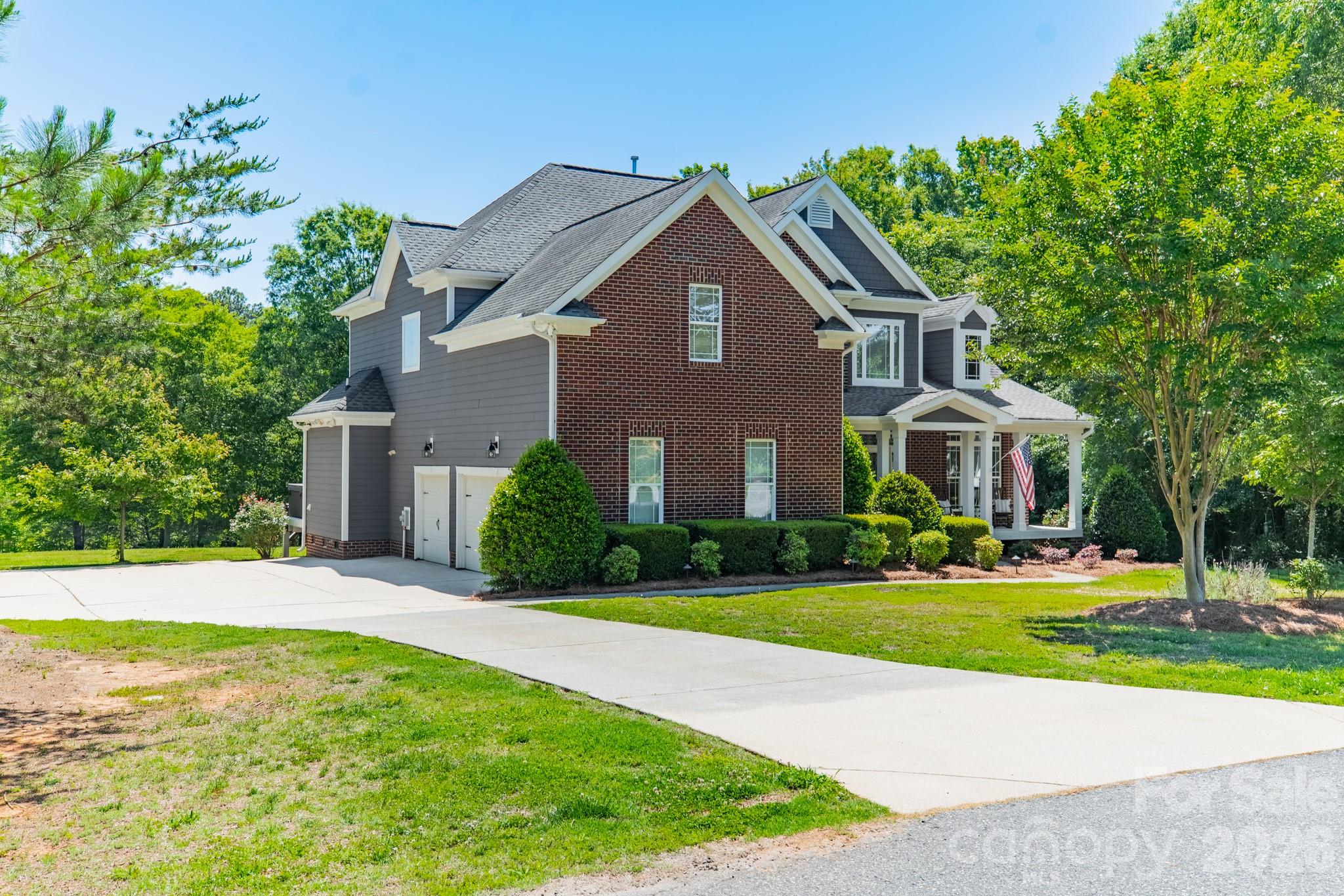Single Family Residence at 188 Carolina Crossing Drive, York, photo 48 of 51