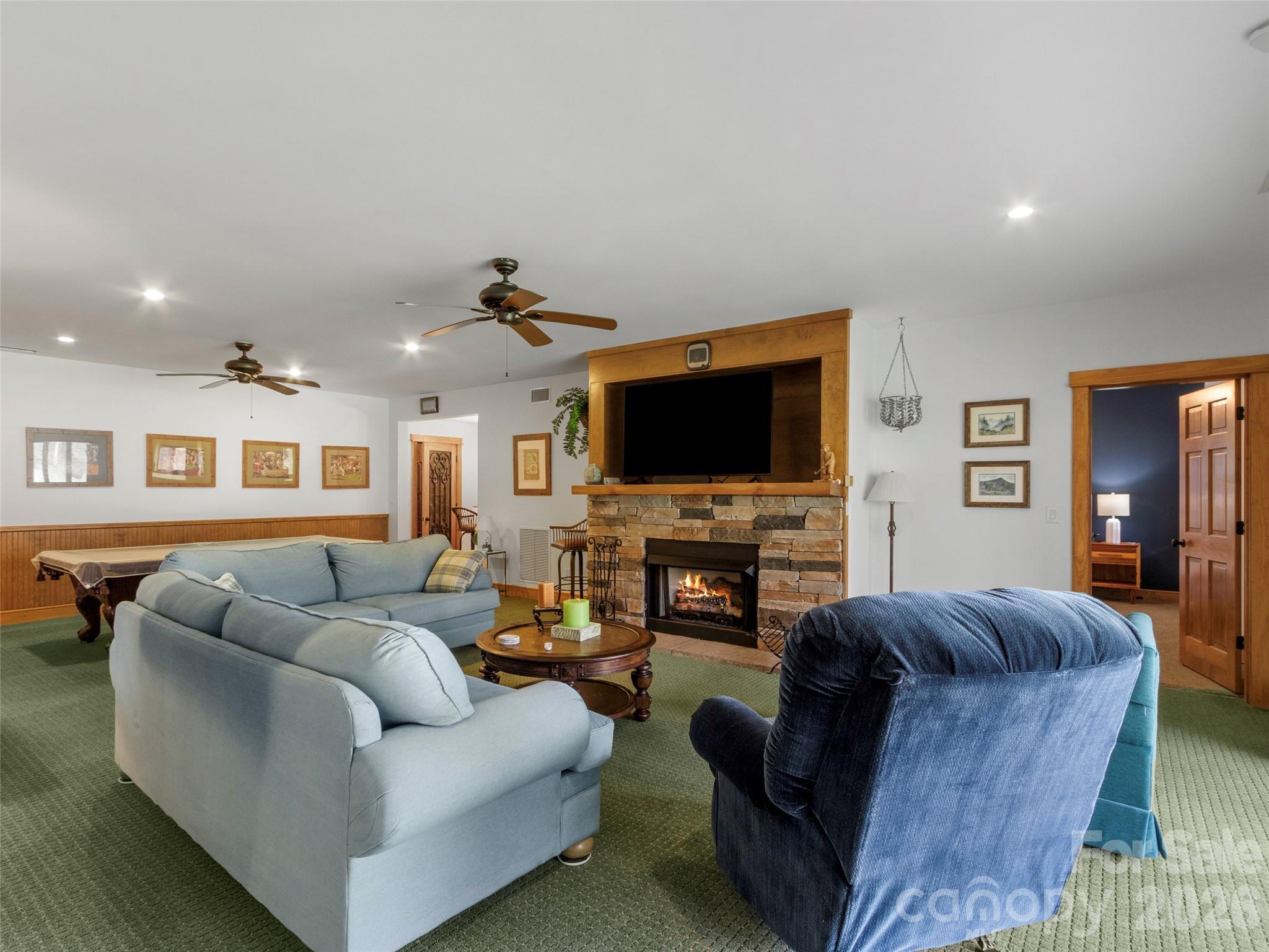 Single Family Residence at 324 Austin Mountain Drive, Burnsville, photo 30 of 48
