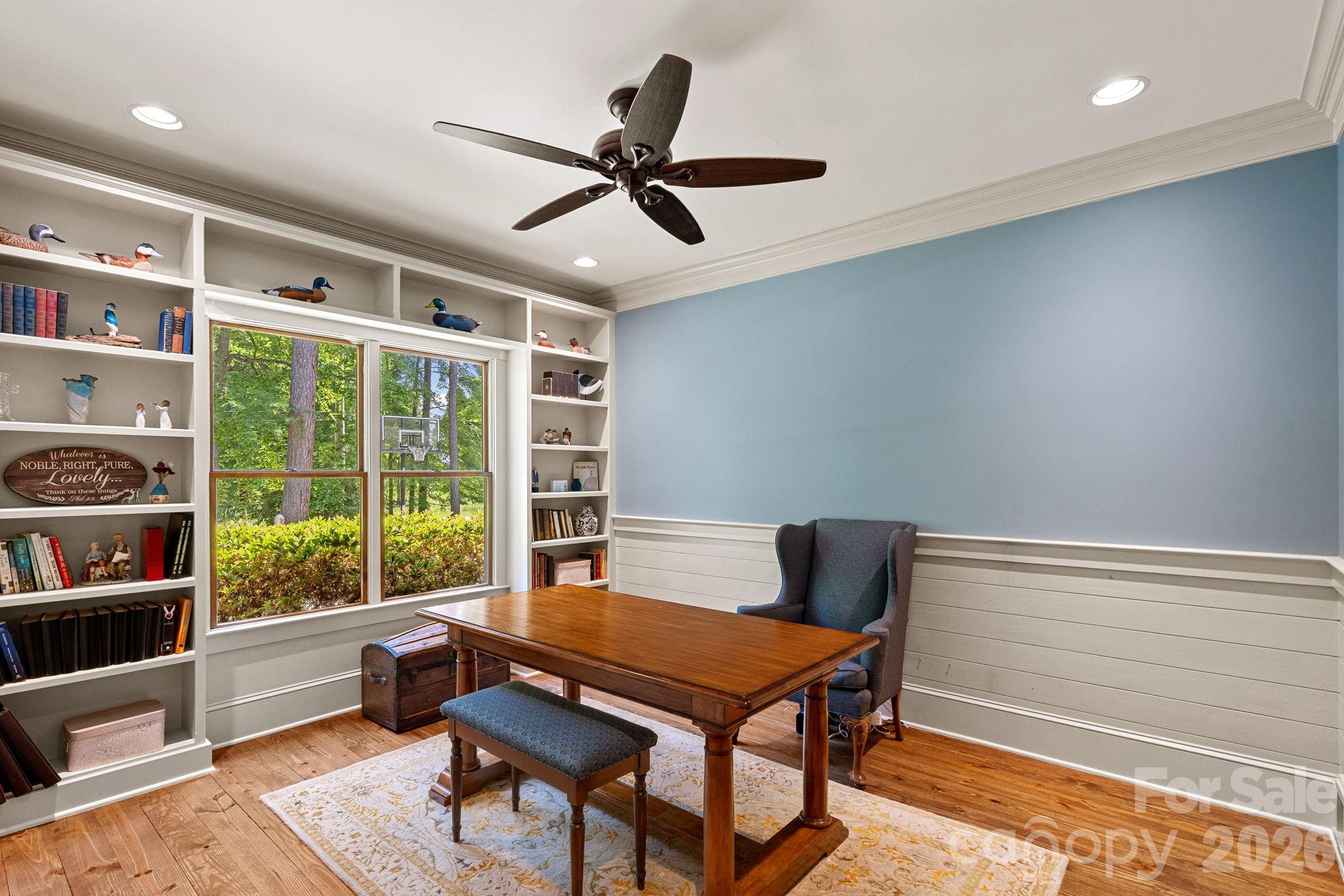 Main level office with custom built-ins - 236 Tuskarora Trail, Mooresville