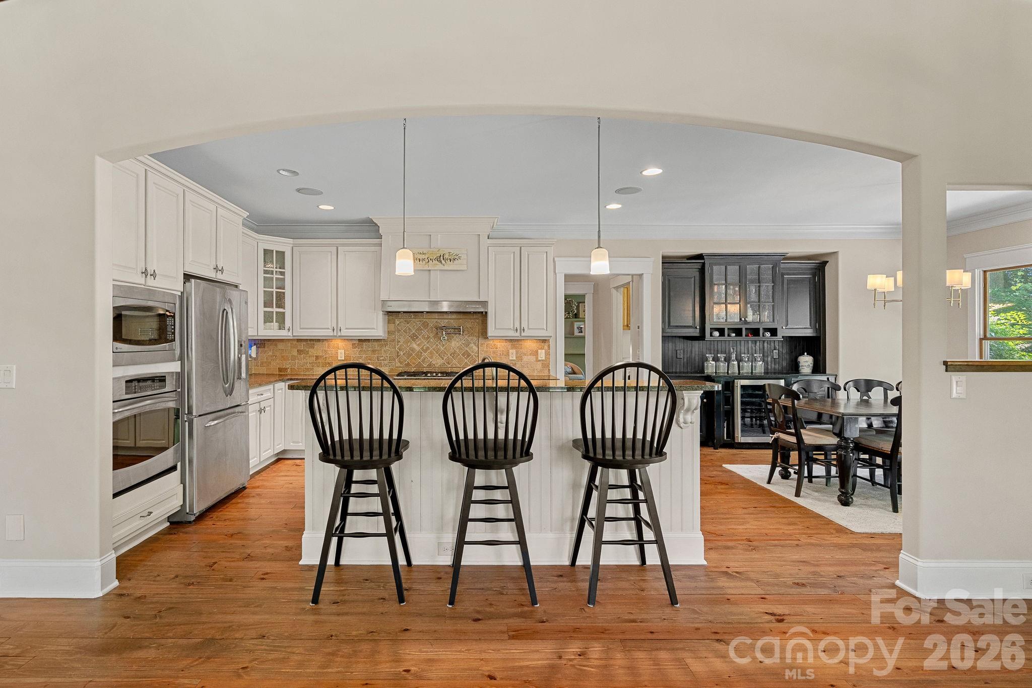 Single Family Residence at 236 Tuskarora Trail, Mooresville, photo 16 of 47