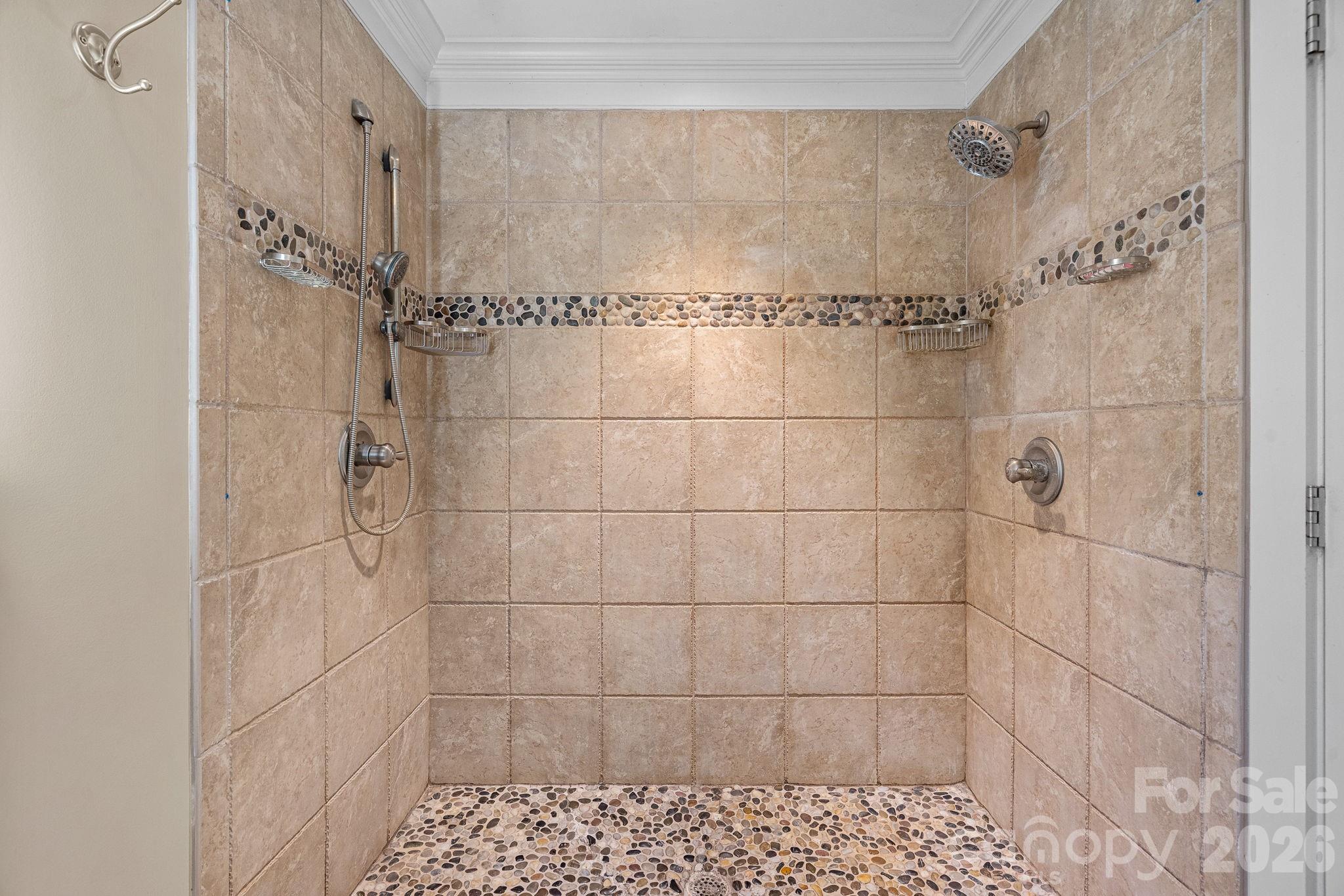 Single Family Residence at 236 Tuskarora Trail, Mooresville, photo 25 of 47