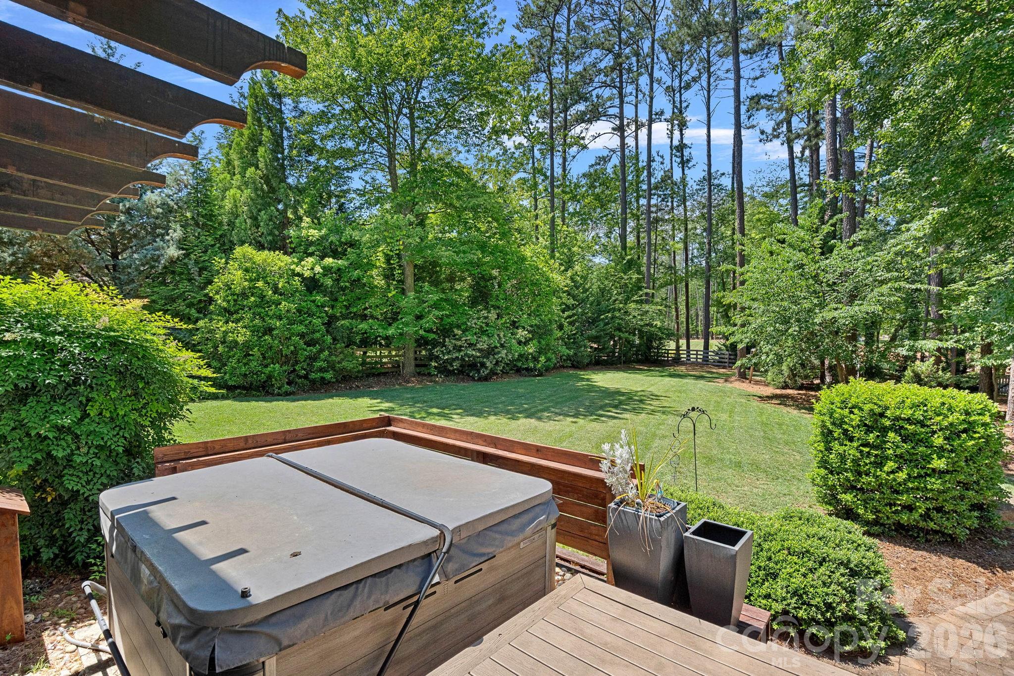Single Family Residence at 236 Tuskarora Trail, Mooresville, photo 43 of 47