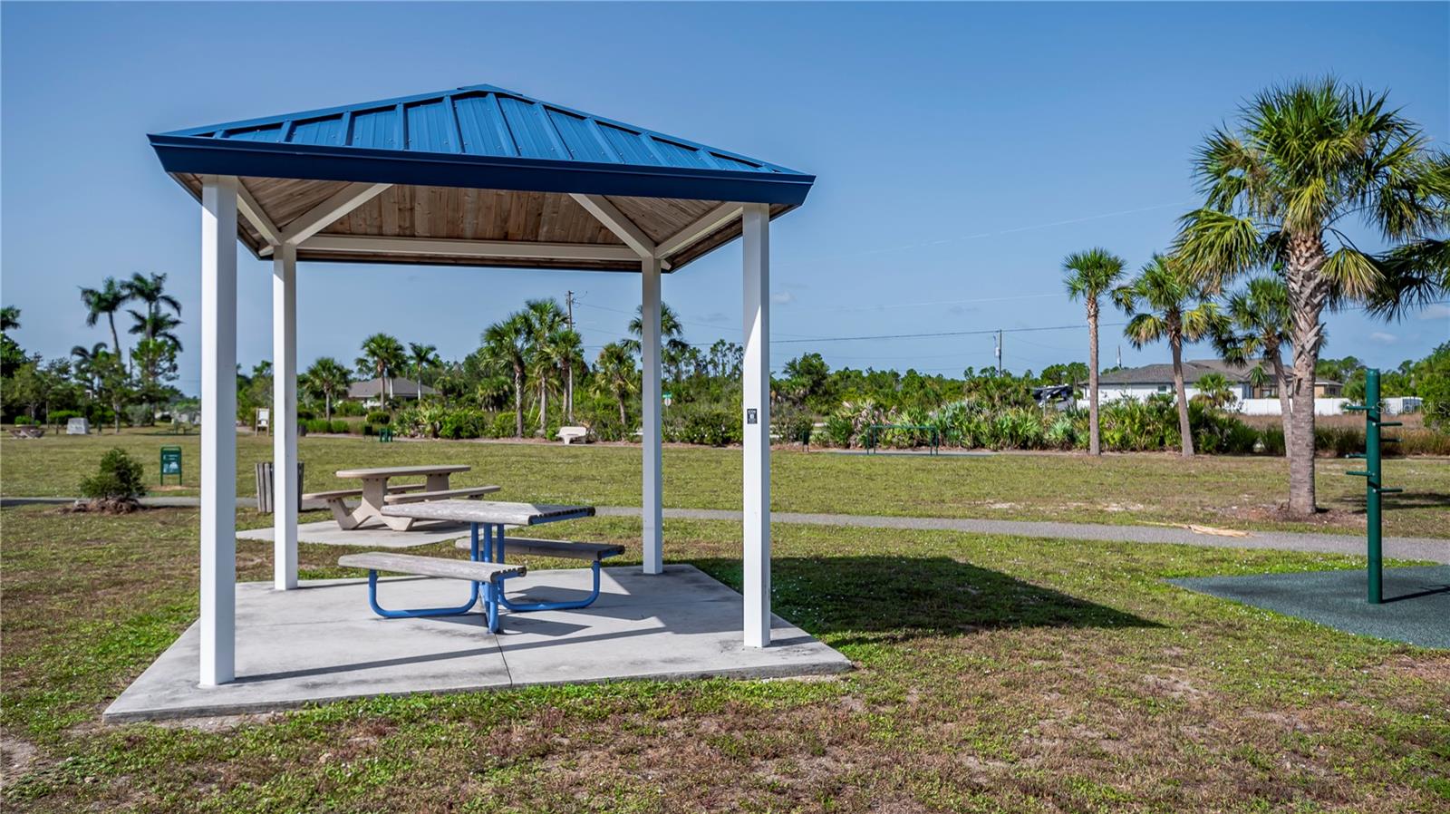 Single Family Residence at 16692 LIGGETT CIR, PORT CHARLOTTE, photo 58 of 61