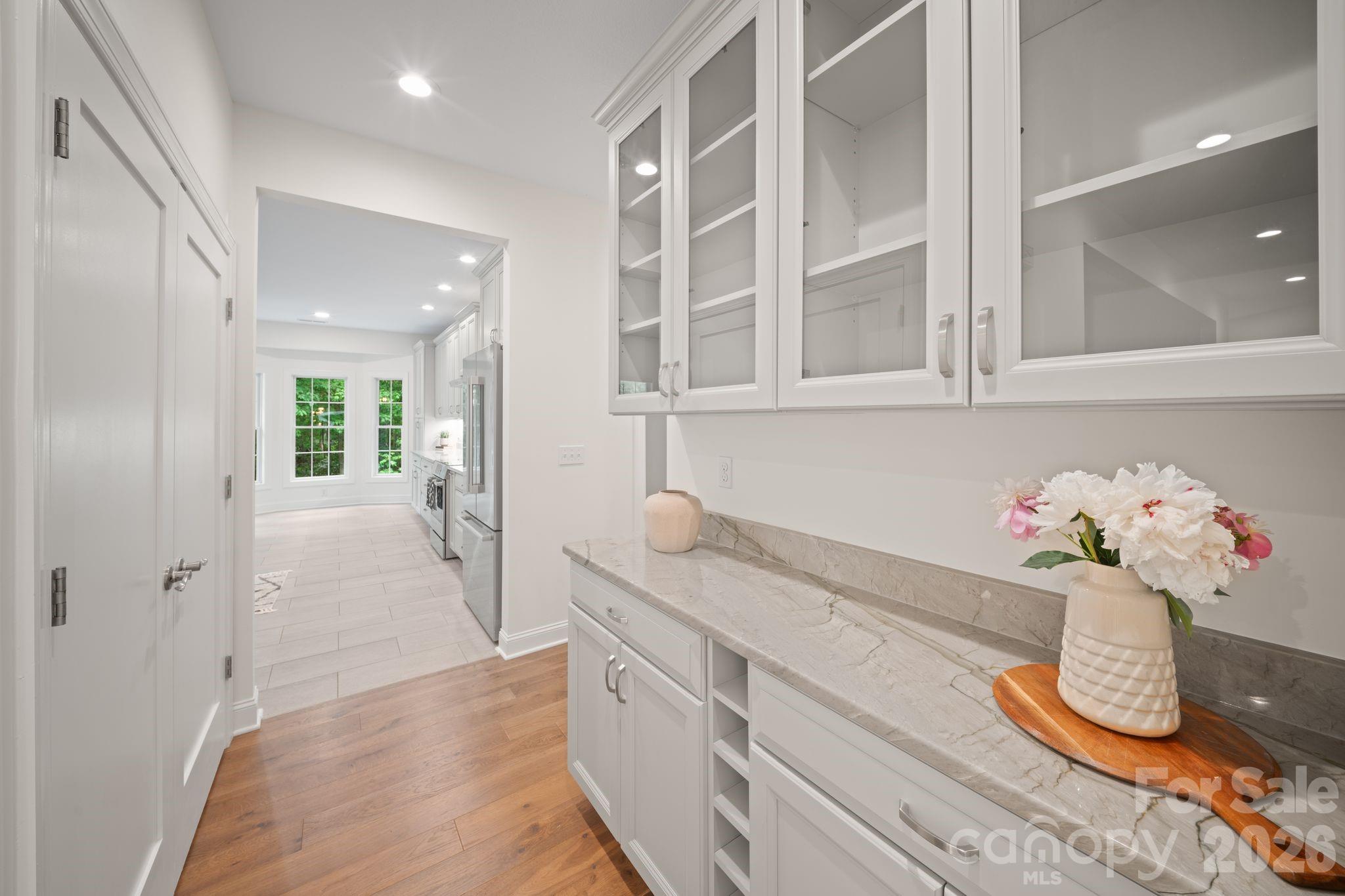 Single Family Residence at 2508 Carriage Falls Court, Hendersonville, photo 19 of 46