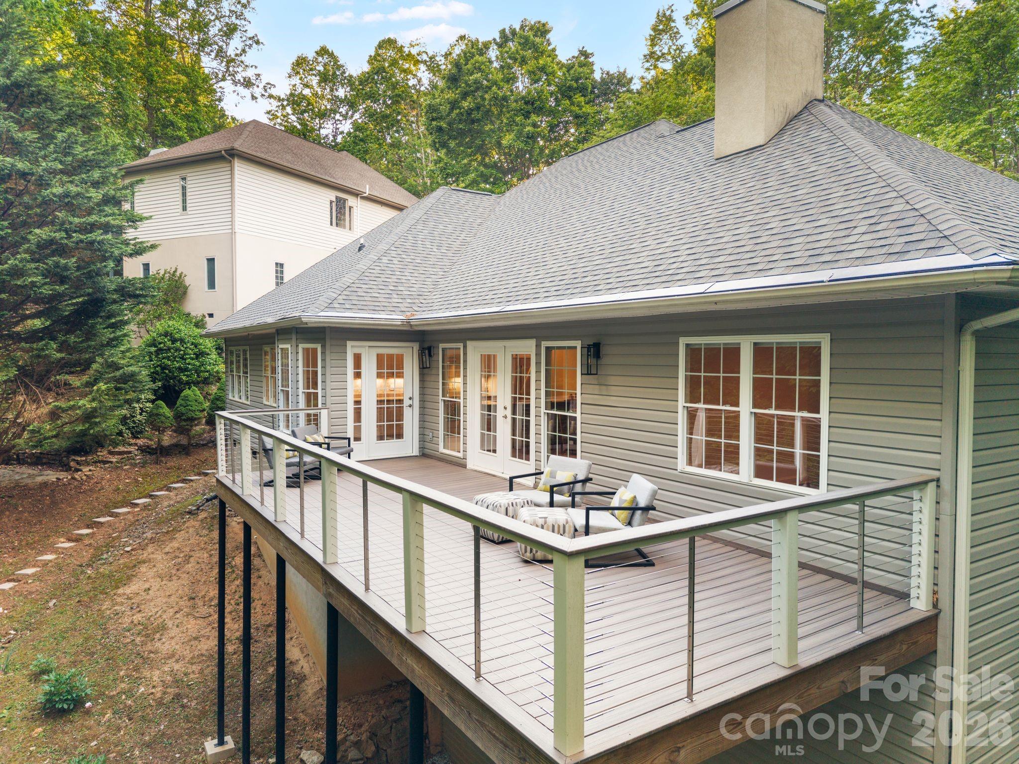 Single Family Residence at 2508 Carriage Falls Court, Hendersonville, photo 39 of 46