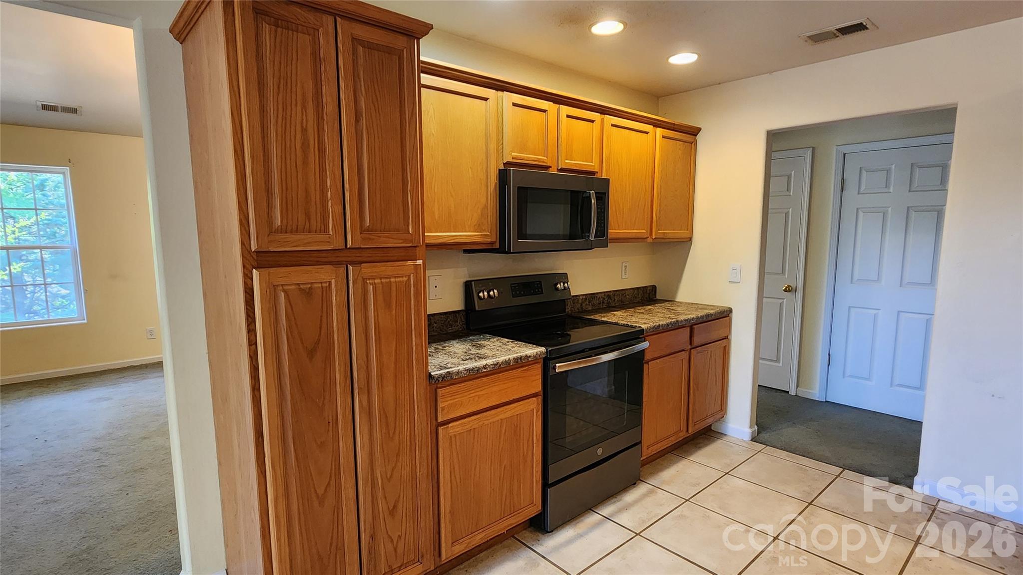 Kitchen - 200 Park Place, Morganton