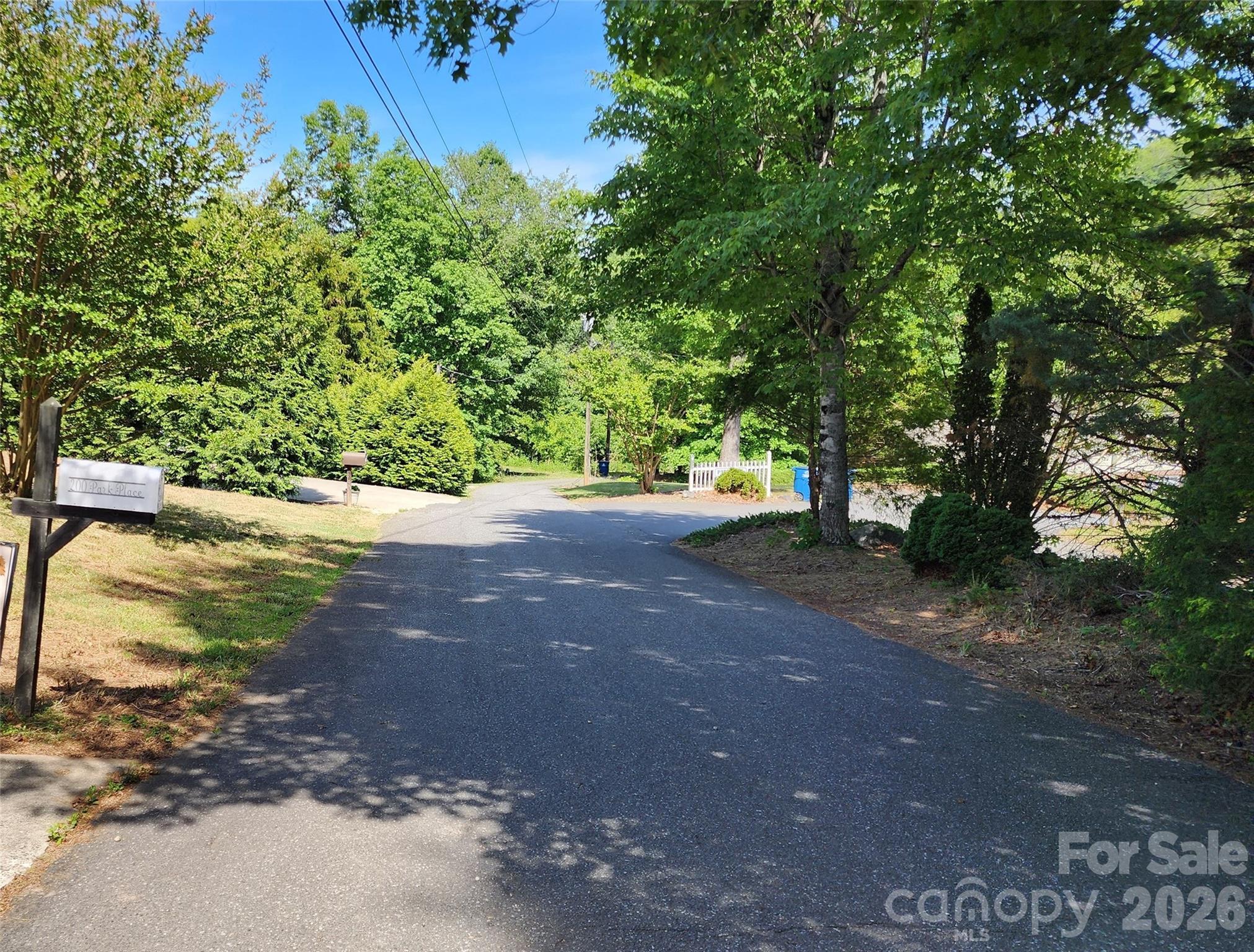 Street Scene - 200 Park Place, Morganton