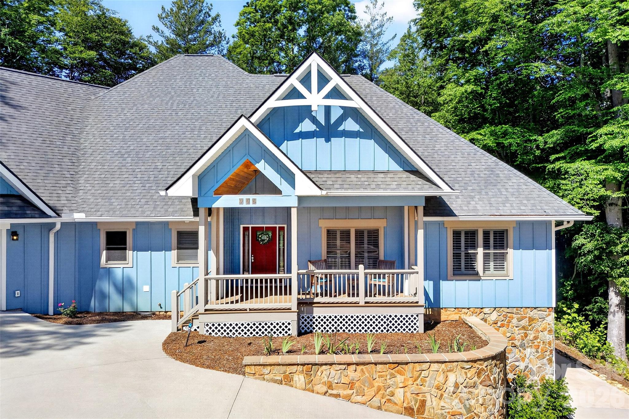 Single Family Residence at 225 Henrys Glen Drive, Morganton, photo 6 of 47