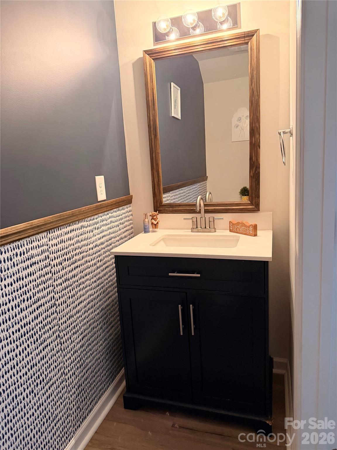 Single Family Residence at 2212 Pinnacle View Drive, Kings Mountain, photo 15 of 19