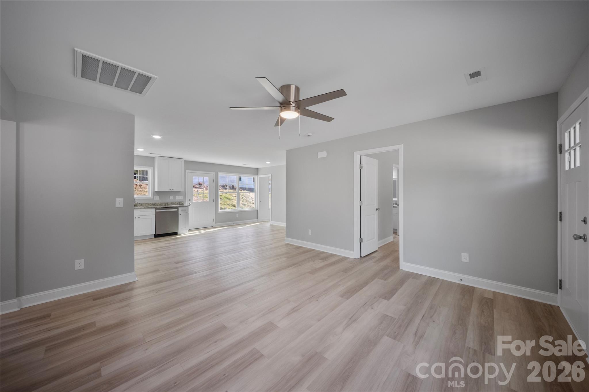 Single Family Residence at 301 W 9th Street, Kannapolis, photo 4 of 19