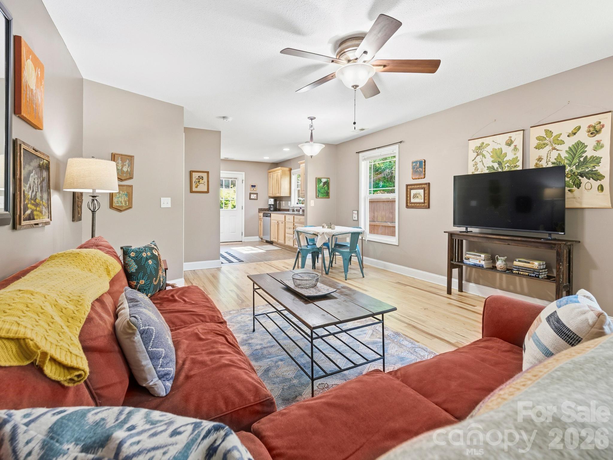 Single Family Residence at 24 Hilldale Road, Asheville, photo 12 of 32