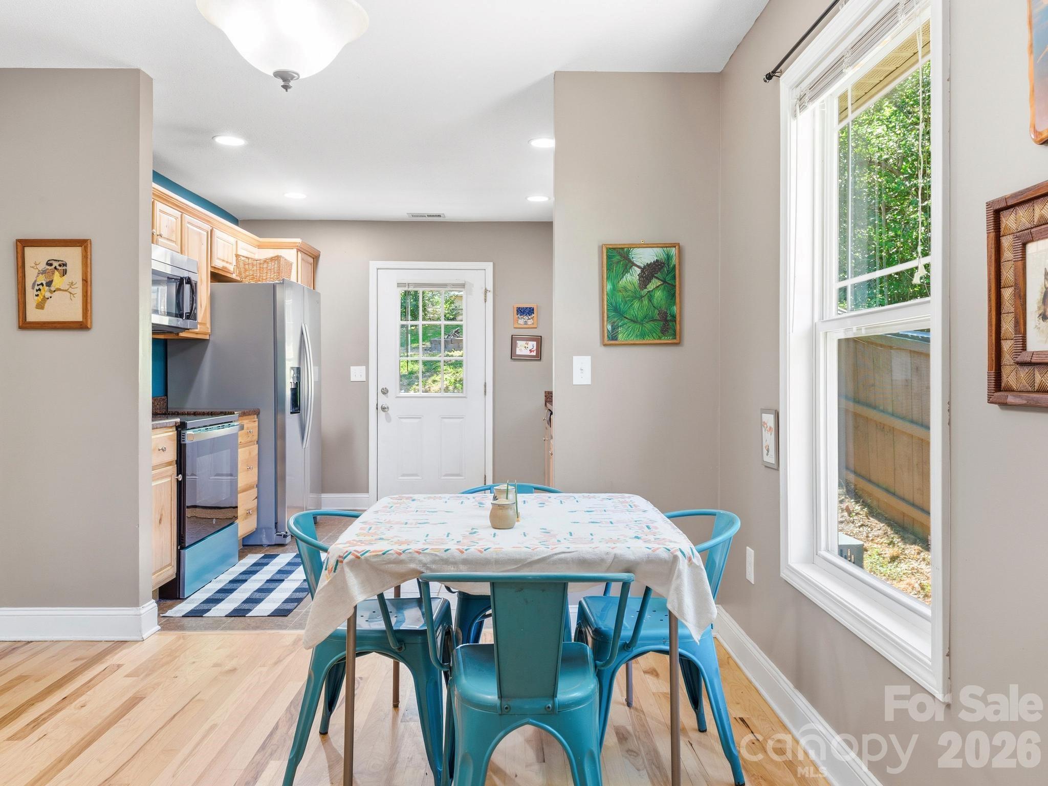 Single Family Residence at 24 Hilldale Road, Asheville, photo 18 of 32
