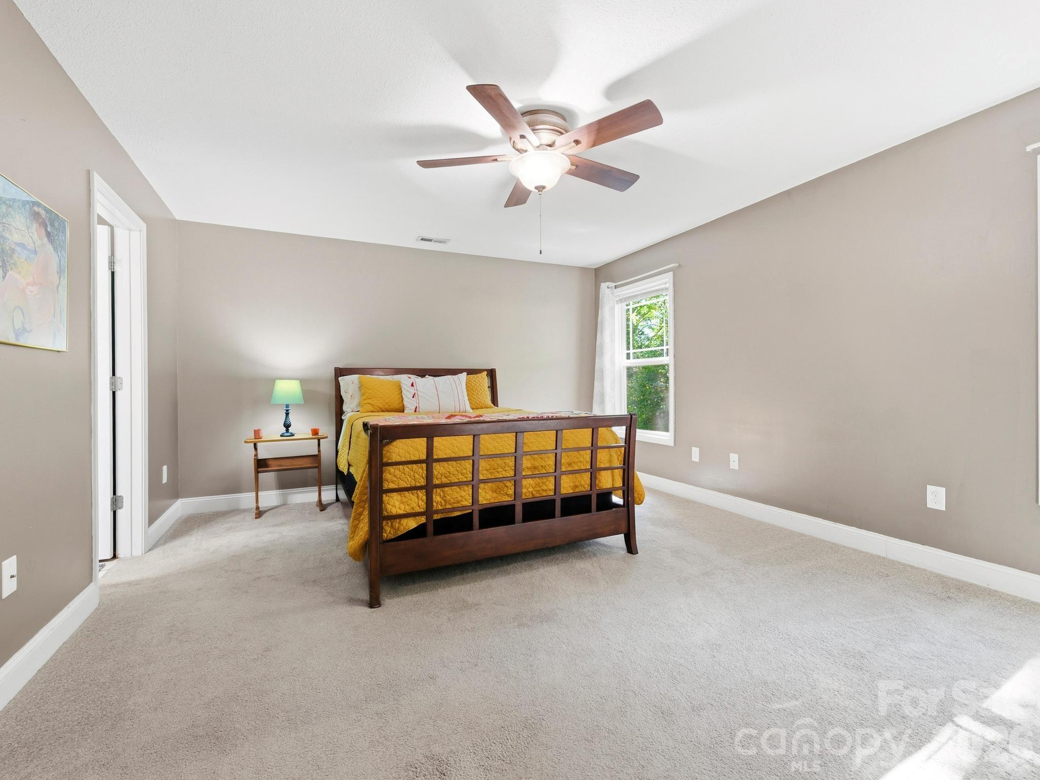Single Family Residence at 24 Hilldale Road, Asheville, photo 21 of 32
