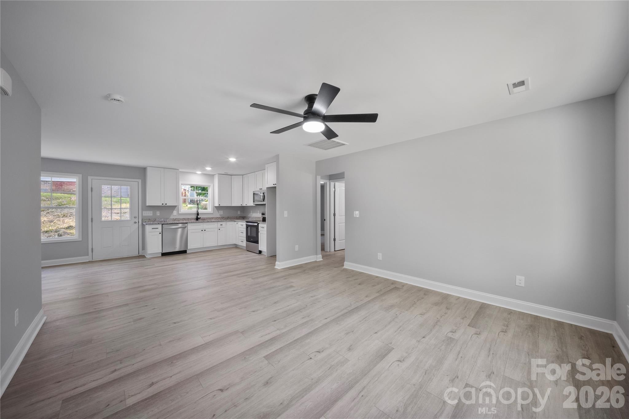 Single Family Residence at 303 W 9th Street, Kannapolis, photo 3 of 20