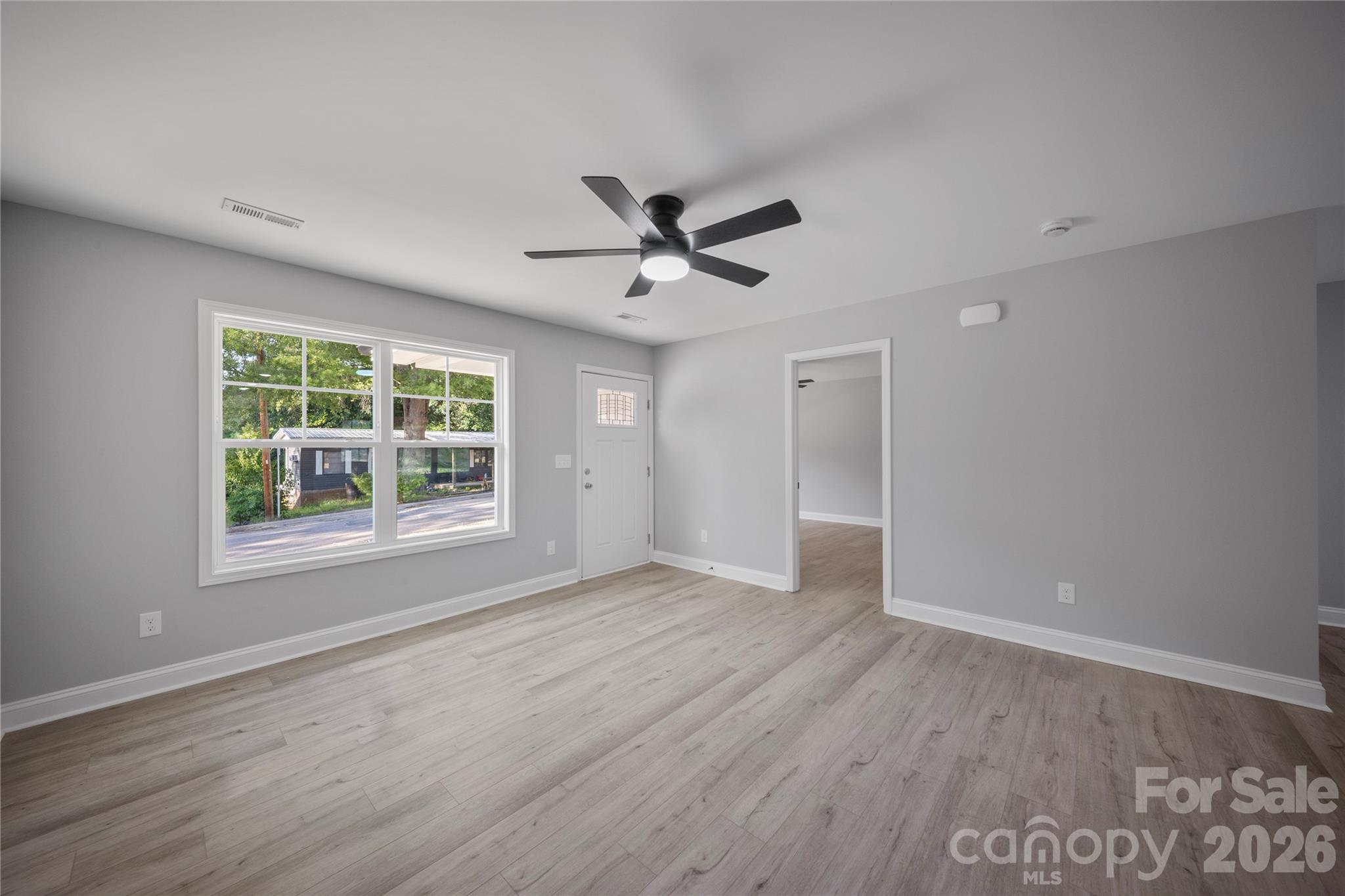 Single Family Residence at 303 W 9th Street, Kannapolis, photo 5 of 20