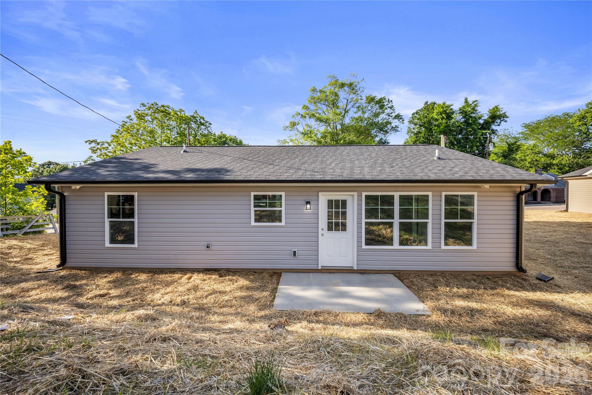 Single Family Residence at 303 W 9th Street, Kannapolis, photo 20 of 20