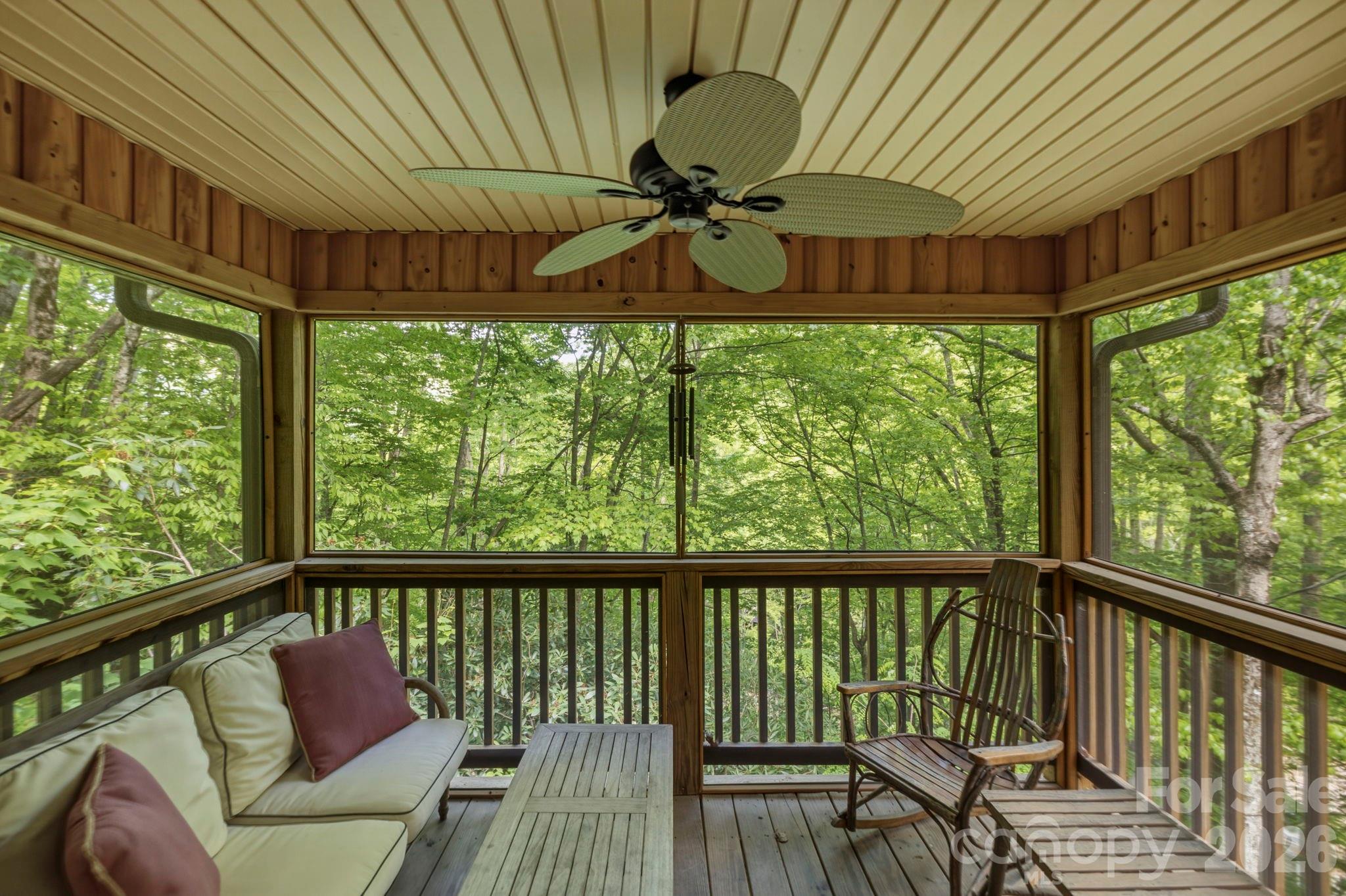 Screened Porch - 500 Winter Star Road, Burnsville