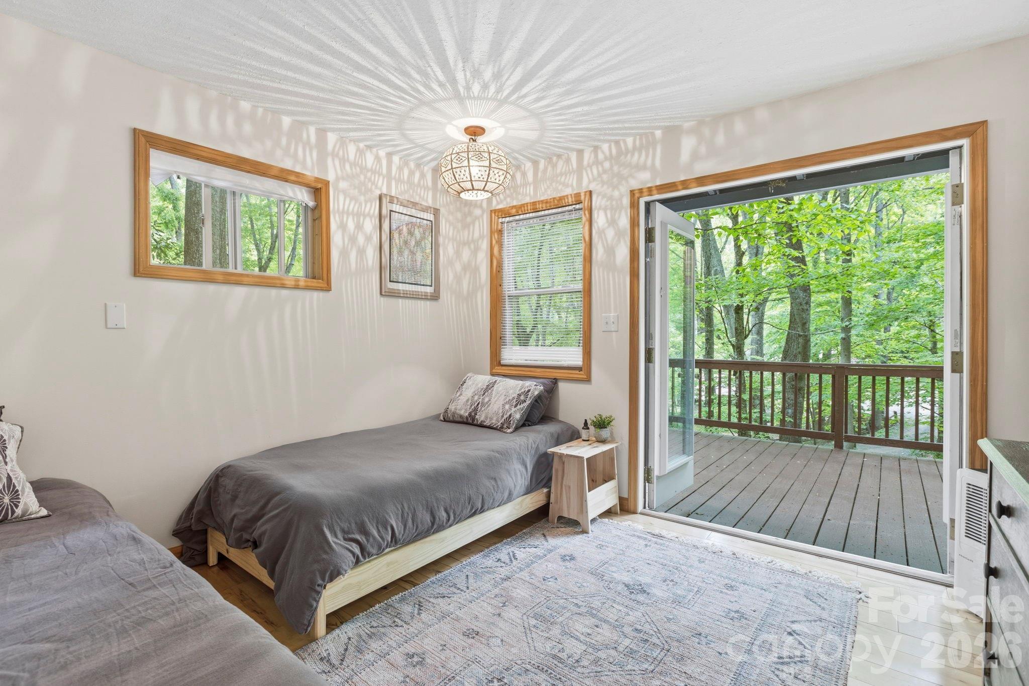 Private deck - 500 Winter Star Road, Burnsville