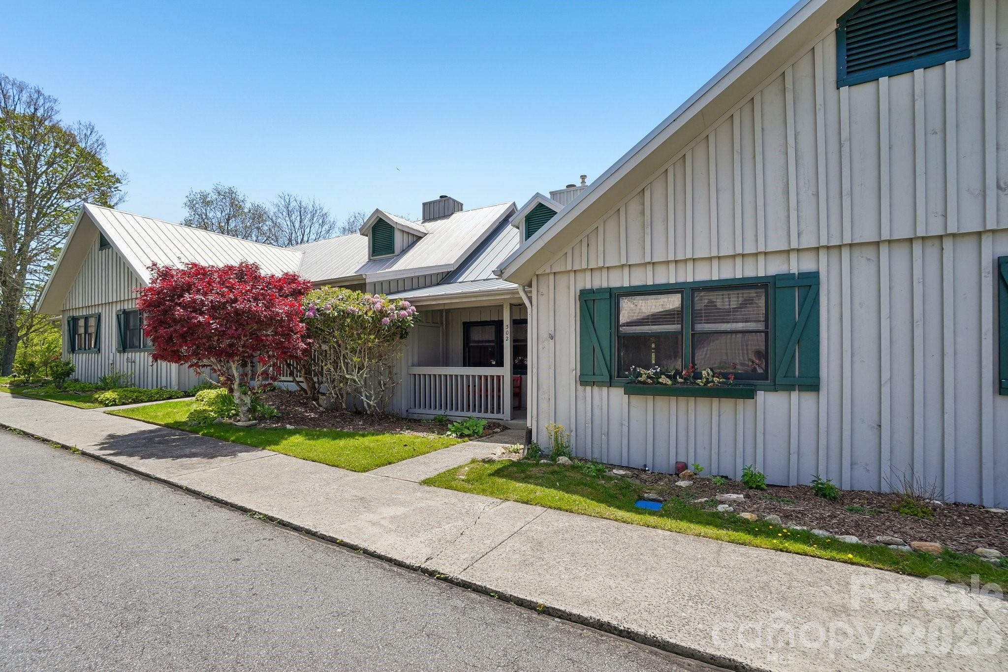 High Elevation and Beautiful Setting - 302 Eagles Nest Court S, Mars Hill