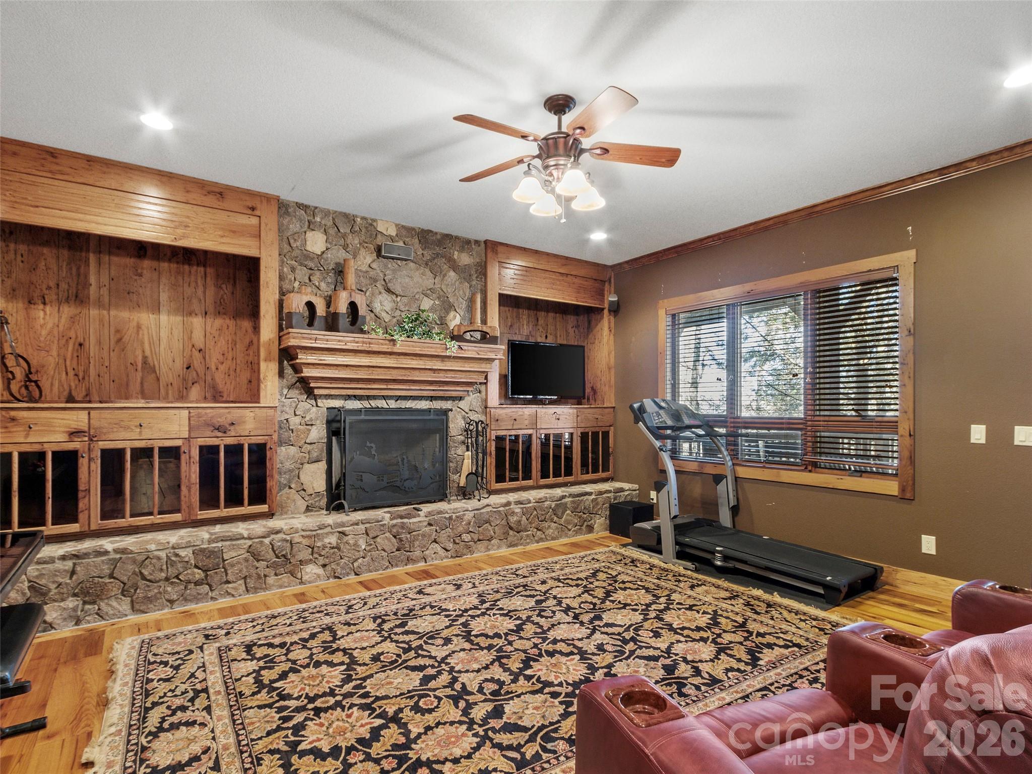 Single Family Residence at 56 Spring House Drive, Burnsville, photo 30 of 42