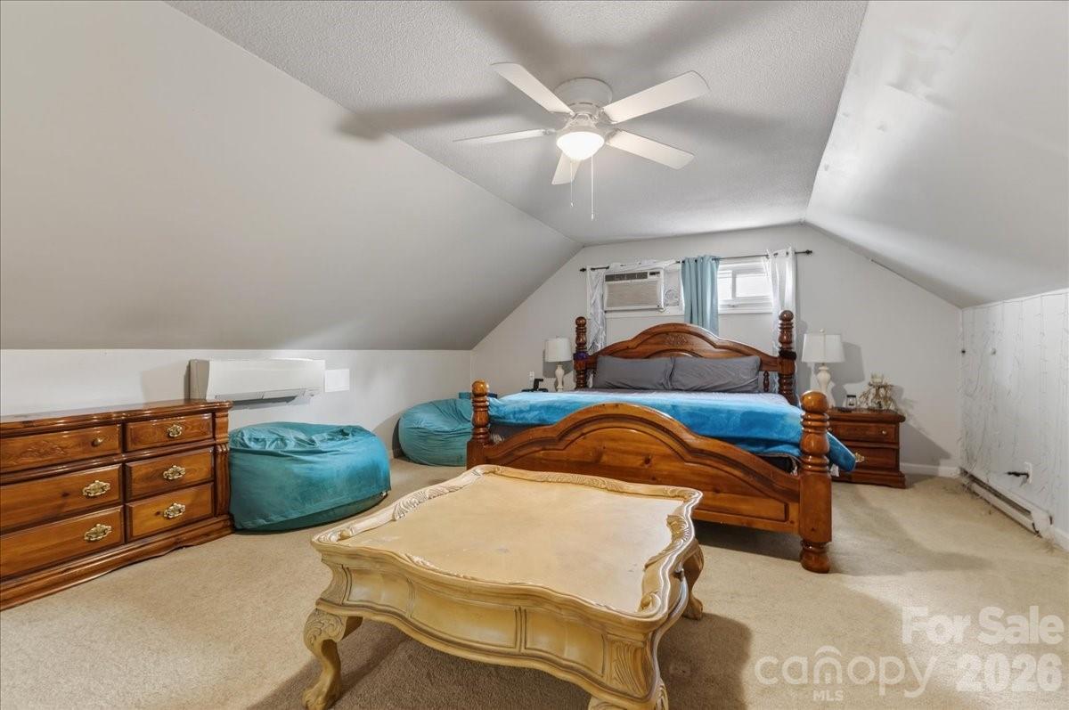 Upstairs Bedroom - 1303 Wildwood Drive, Kannapolis