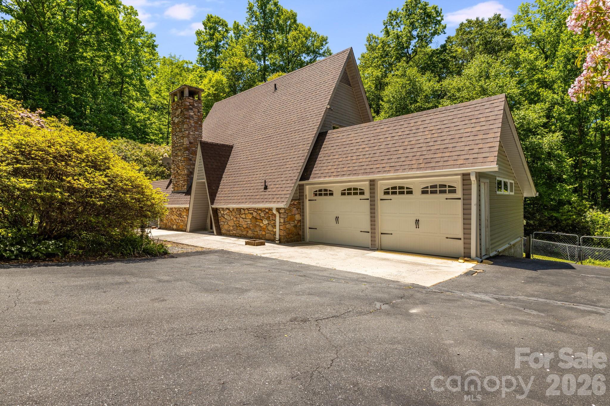 Single Family Residence at 45 Echo Hills Drive, Fairview, photo 26 of 26