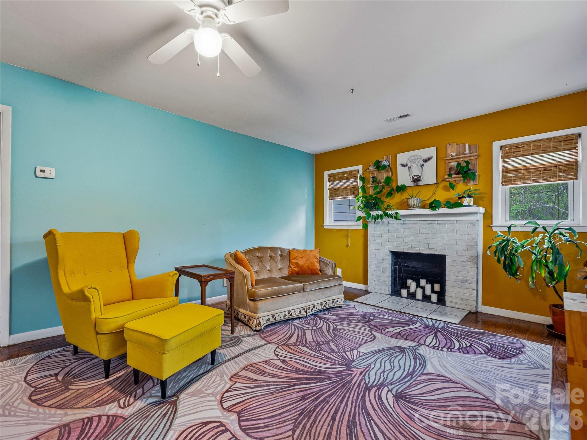 Spacious Living Room - 506 Johnston School Road, Asheville