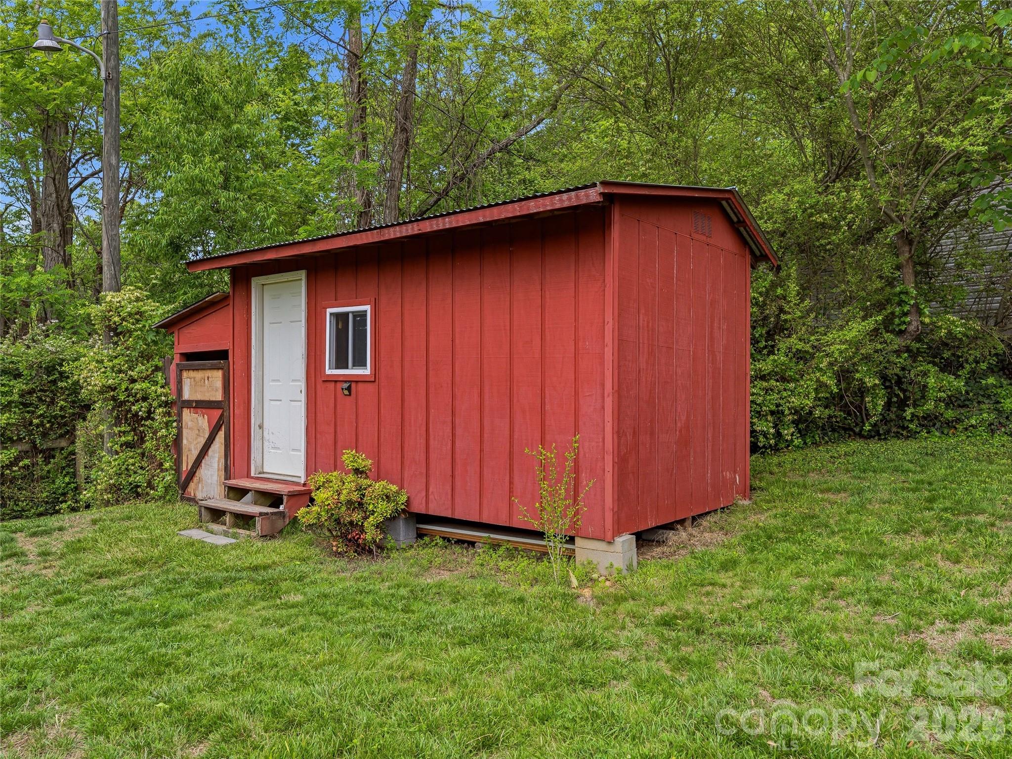 Shed - 506 Johnston School Road, Asheville