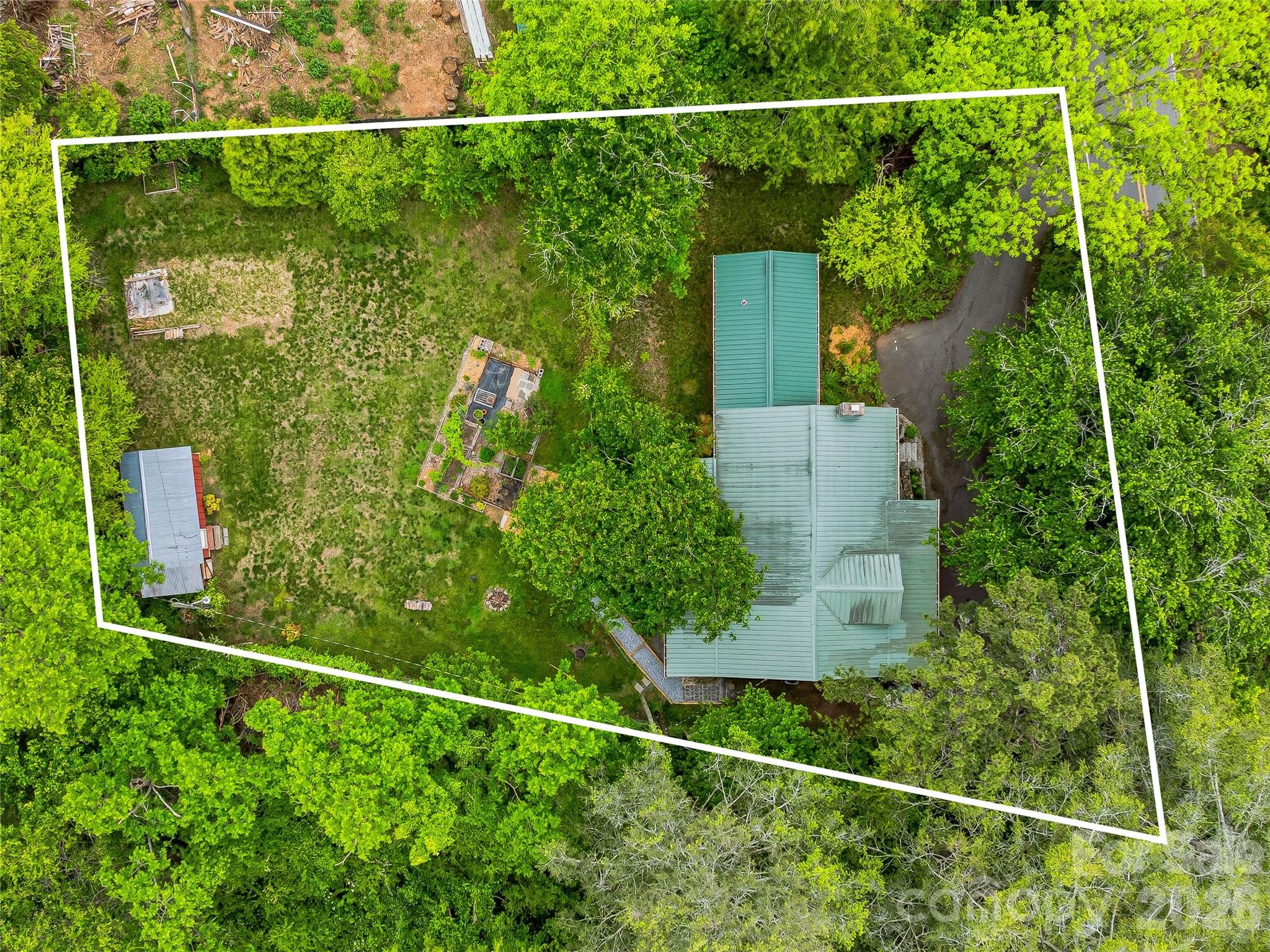 Large useable yard! Lot lines are approximate. - 506 Johnston School Road, Asheville