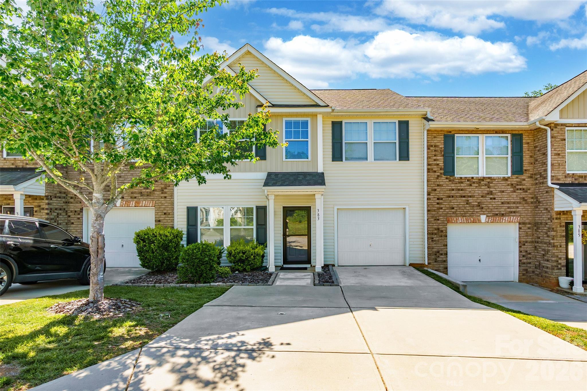 Townhouse at 383 Battery Circle, Clover, photo 2 of 24