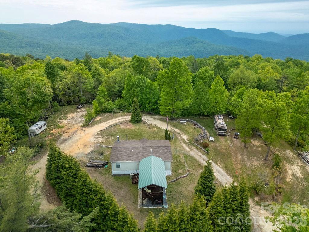 Mountaintop Home - 111 Wild Hog Creek Road, Rosman