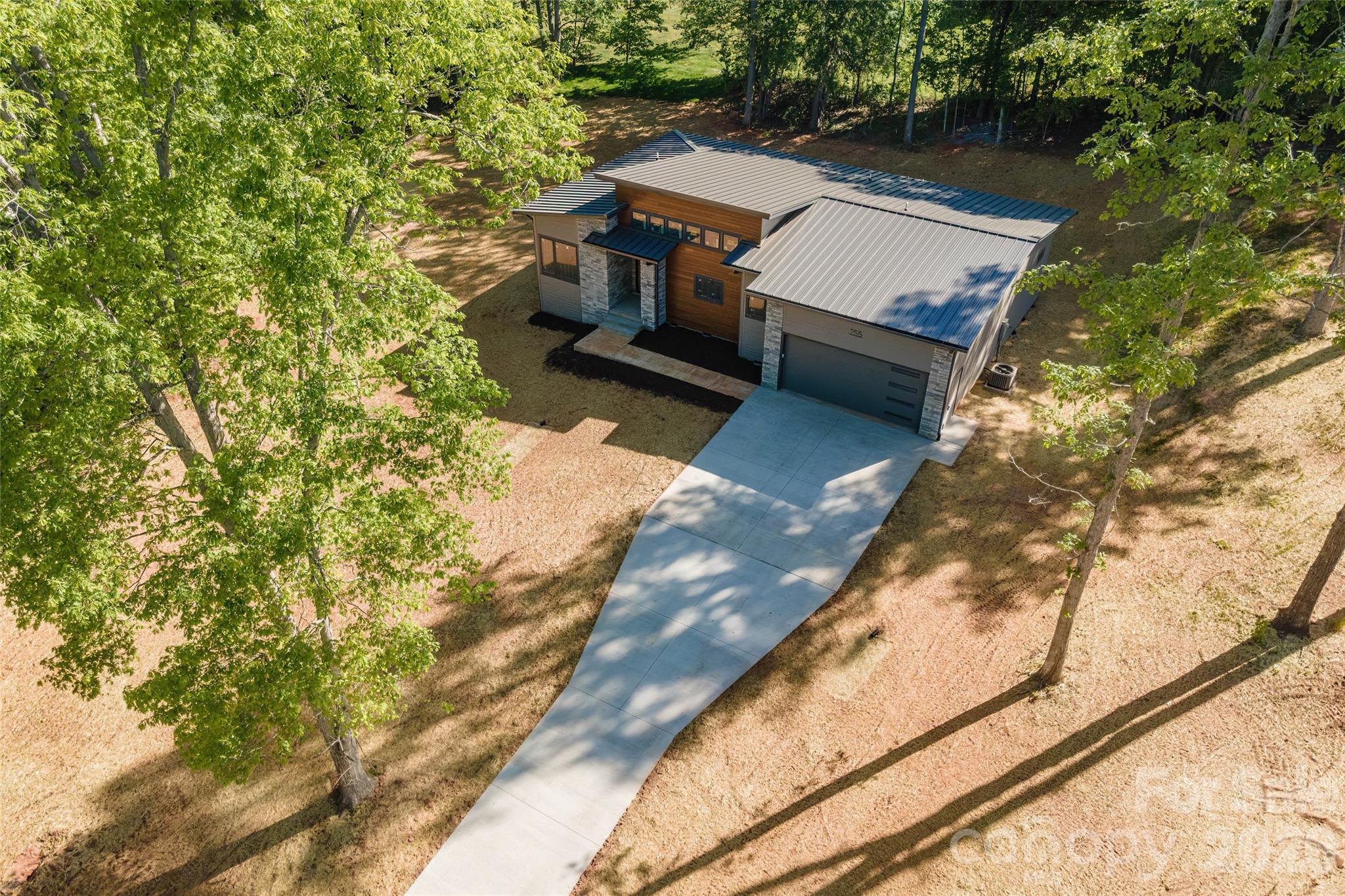 Single Family Residence at 255 Hunters Trace, Rutherfordton, photo 7 of 38