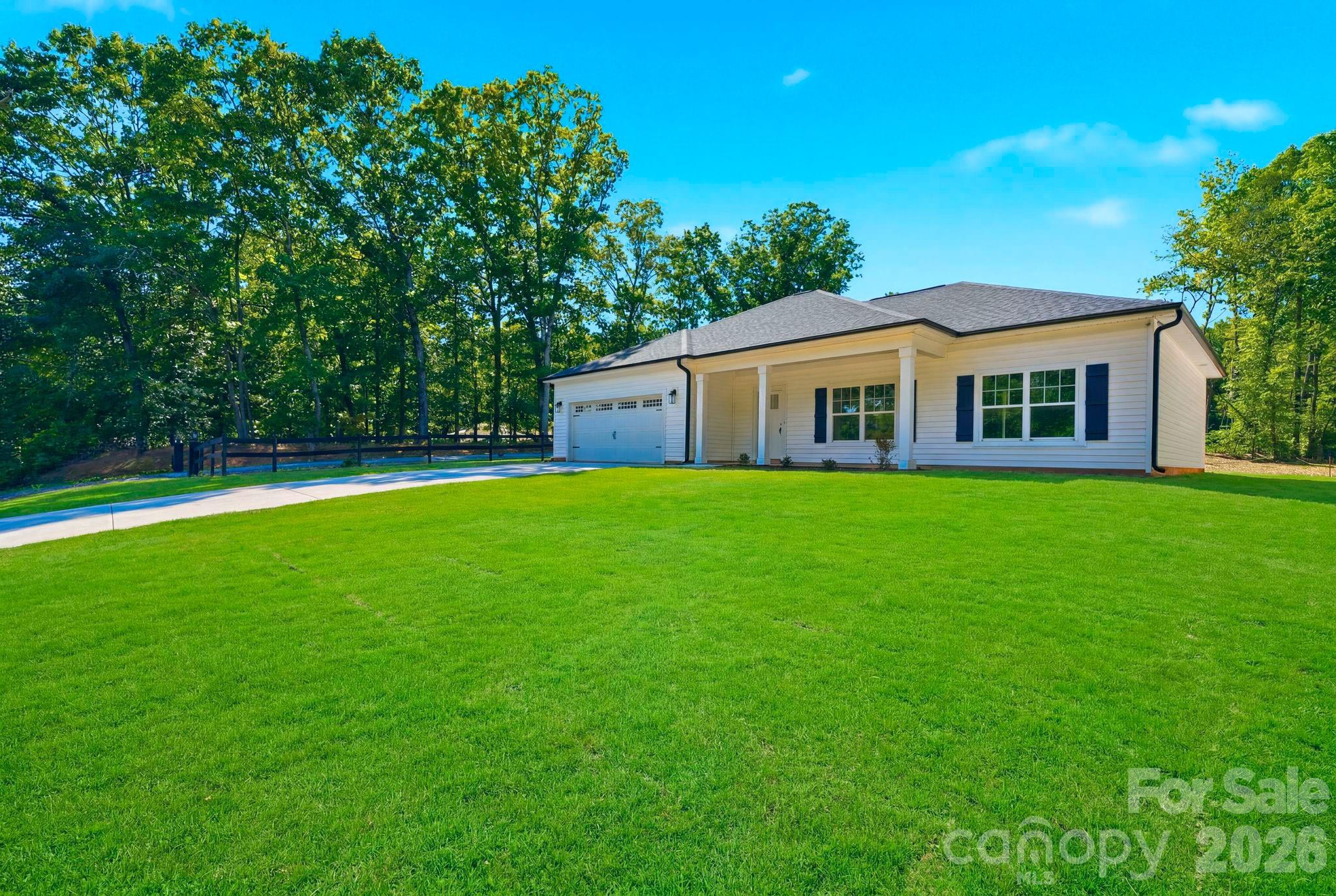 Front house - 3272 Fairview Drive, Gastonia
