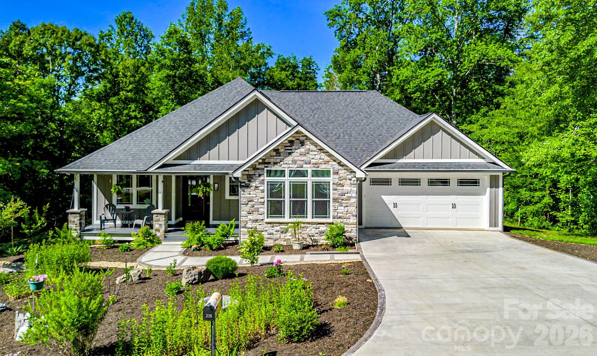 Single Family Residence at 278 Hunters Trace, Rutherfordton, photo 2 of 33