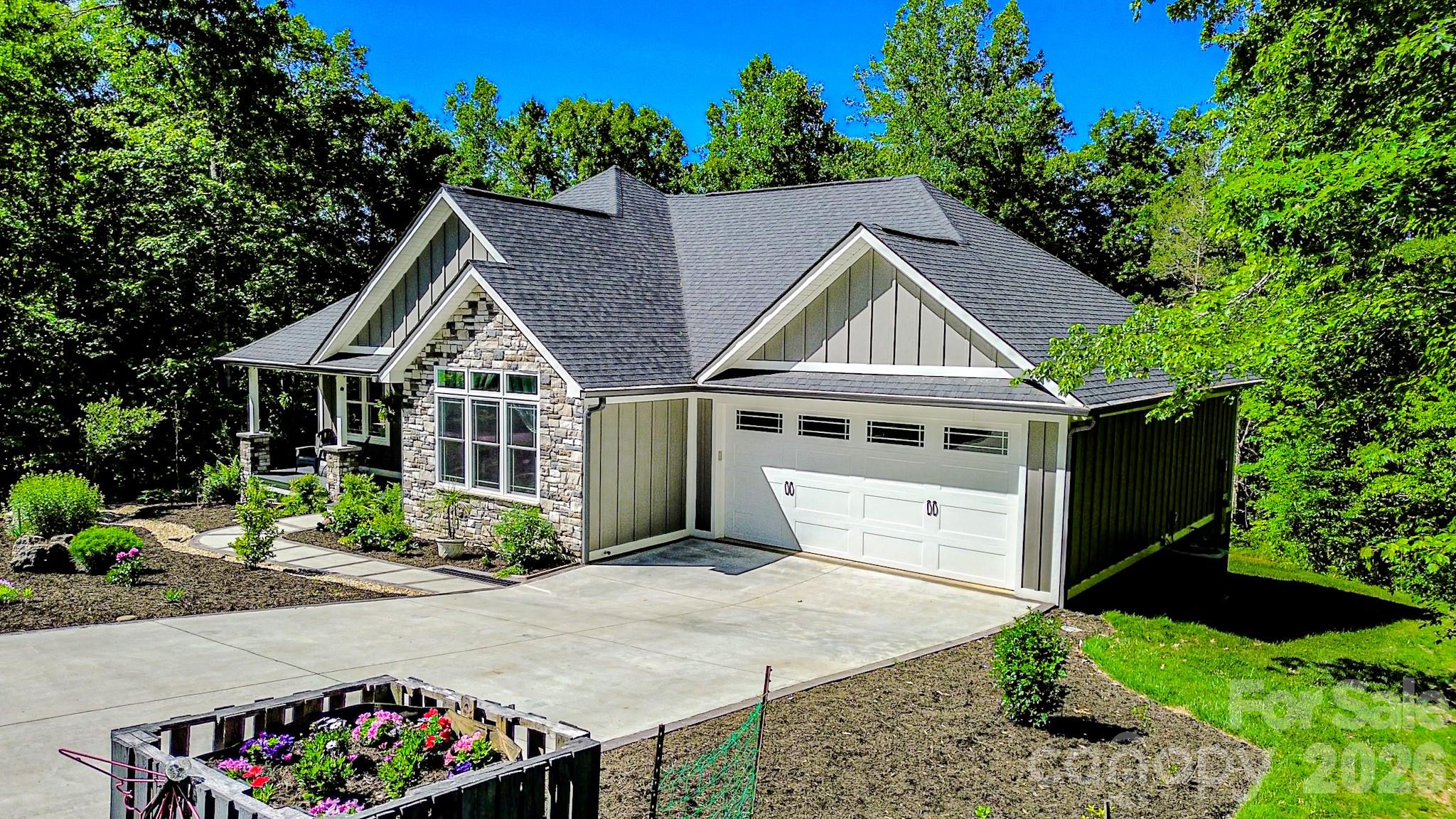 Single Family Residence at 278 Hunters Trace, Rutherfordton, photo 3 of 33