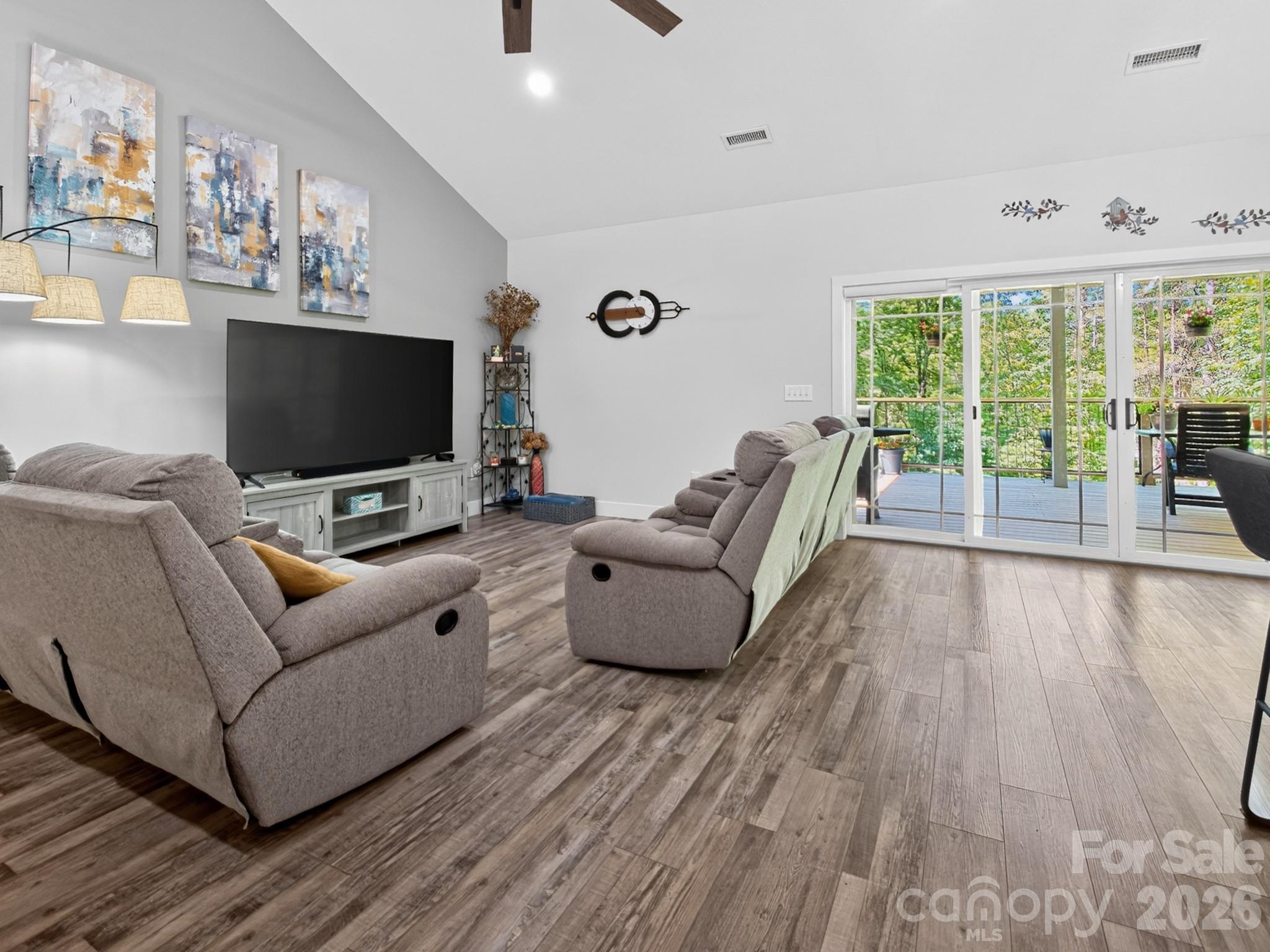 Single Family Residence at 278 Hunters Trace, Rutherfordton, photo 18 of 33