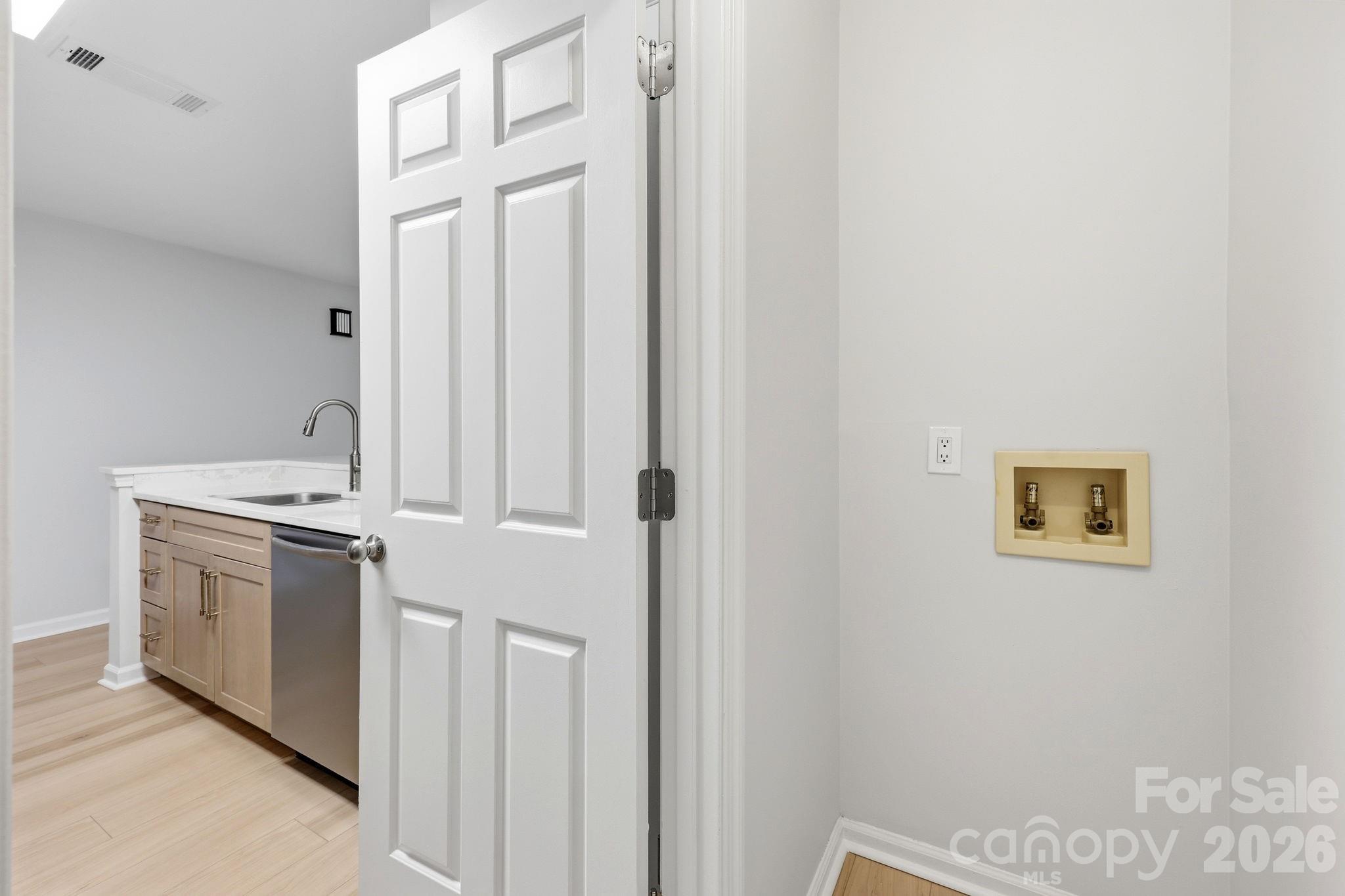 Condominium at 18801 Nautical Drive, Cornelius, photo 15 of 45