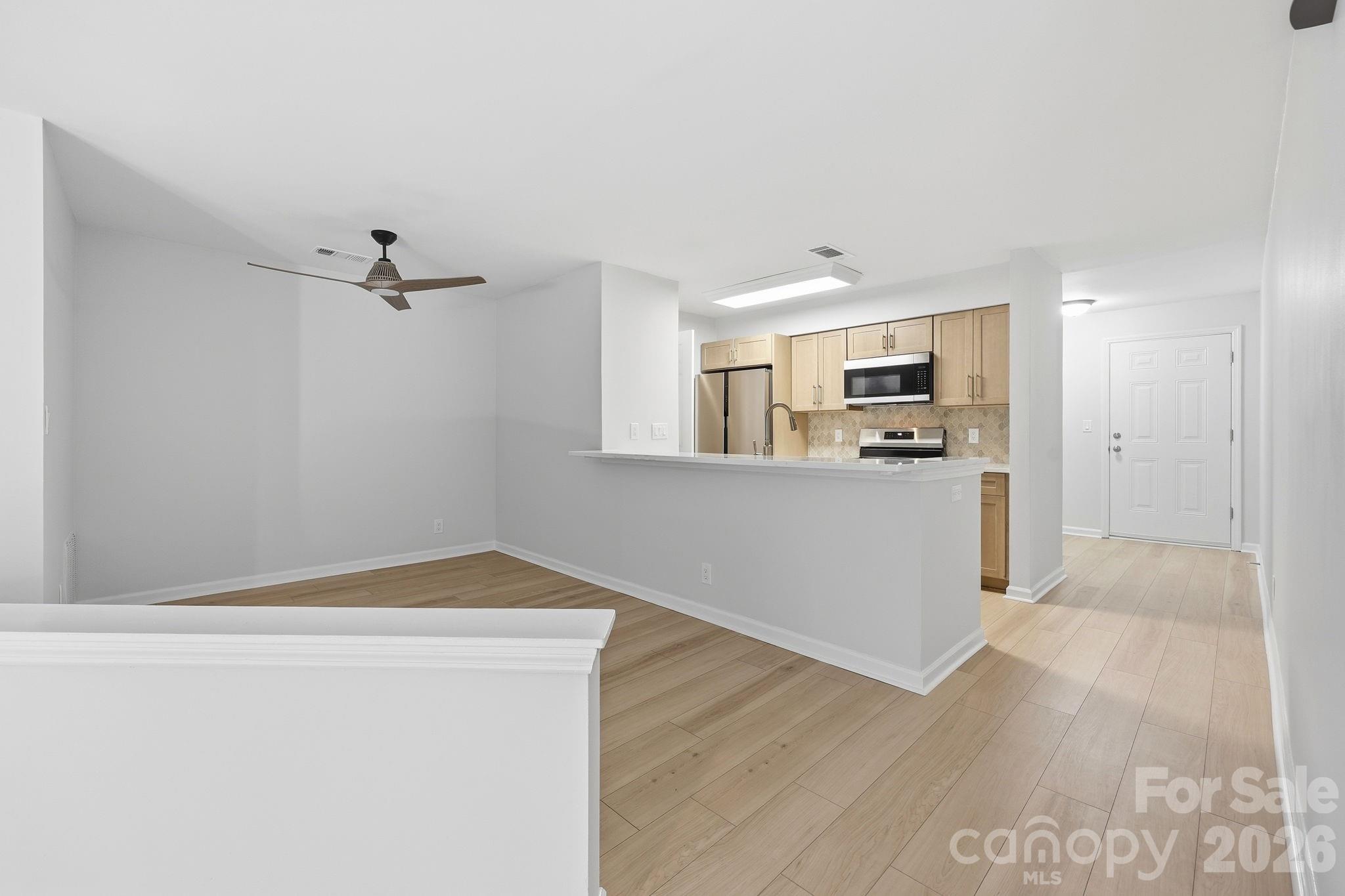 Condominium at 18801 Nautical Drive, Cornelius, photo 23 of 45